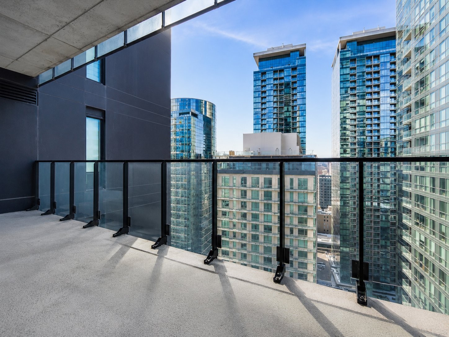 









1288


Av. des Canadiens-de-Montréal

, 2601,
Montréal (Ville-Marie),




QC
H3B3B3

