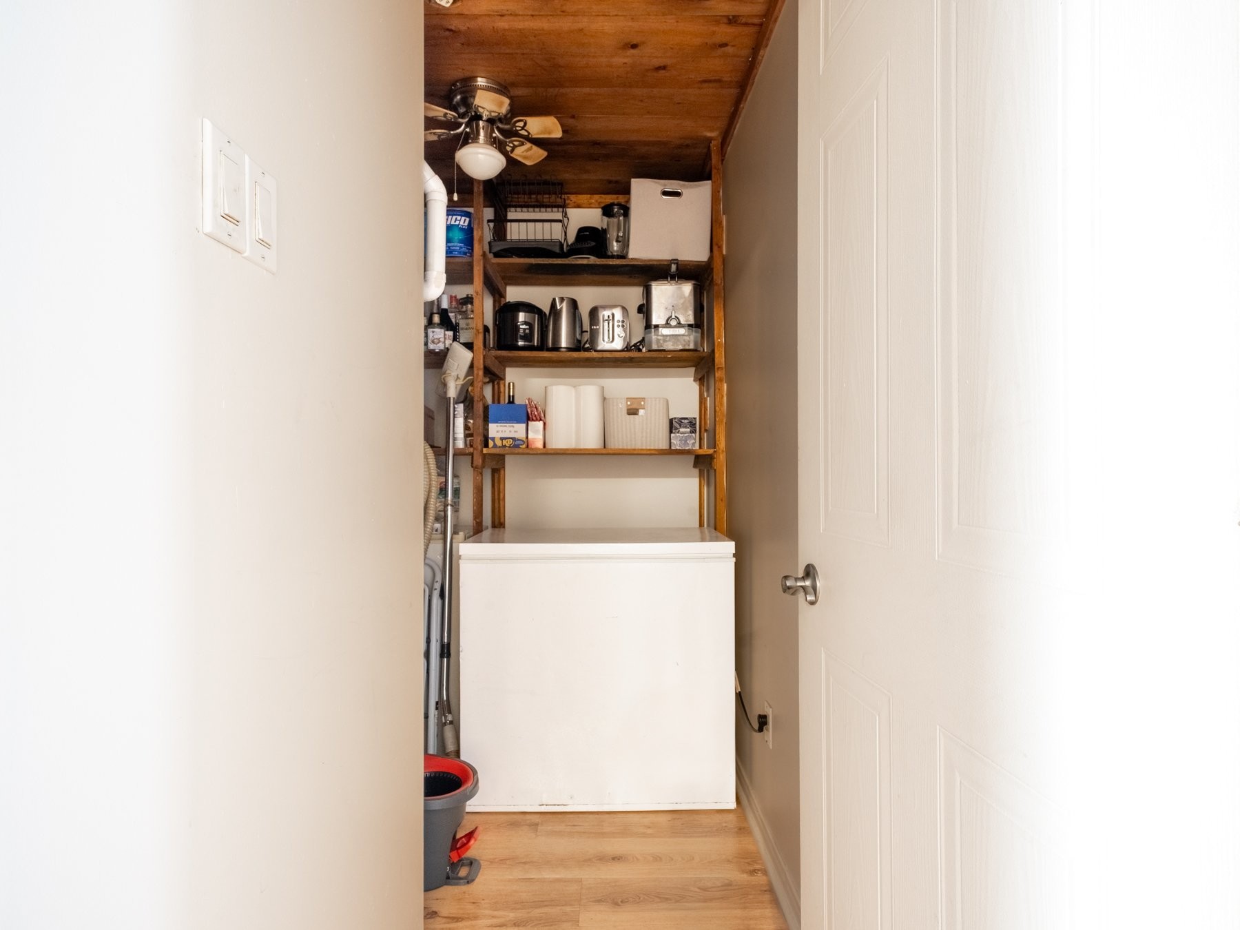 









213


Rue Benjamin

,
Saint-Amable,




QC
J0L1N0

