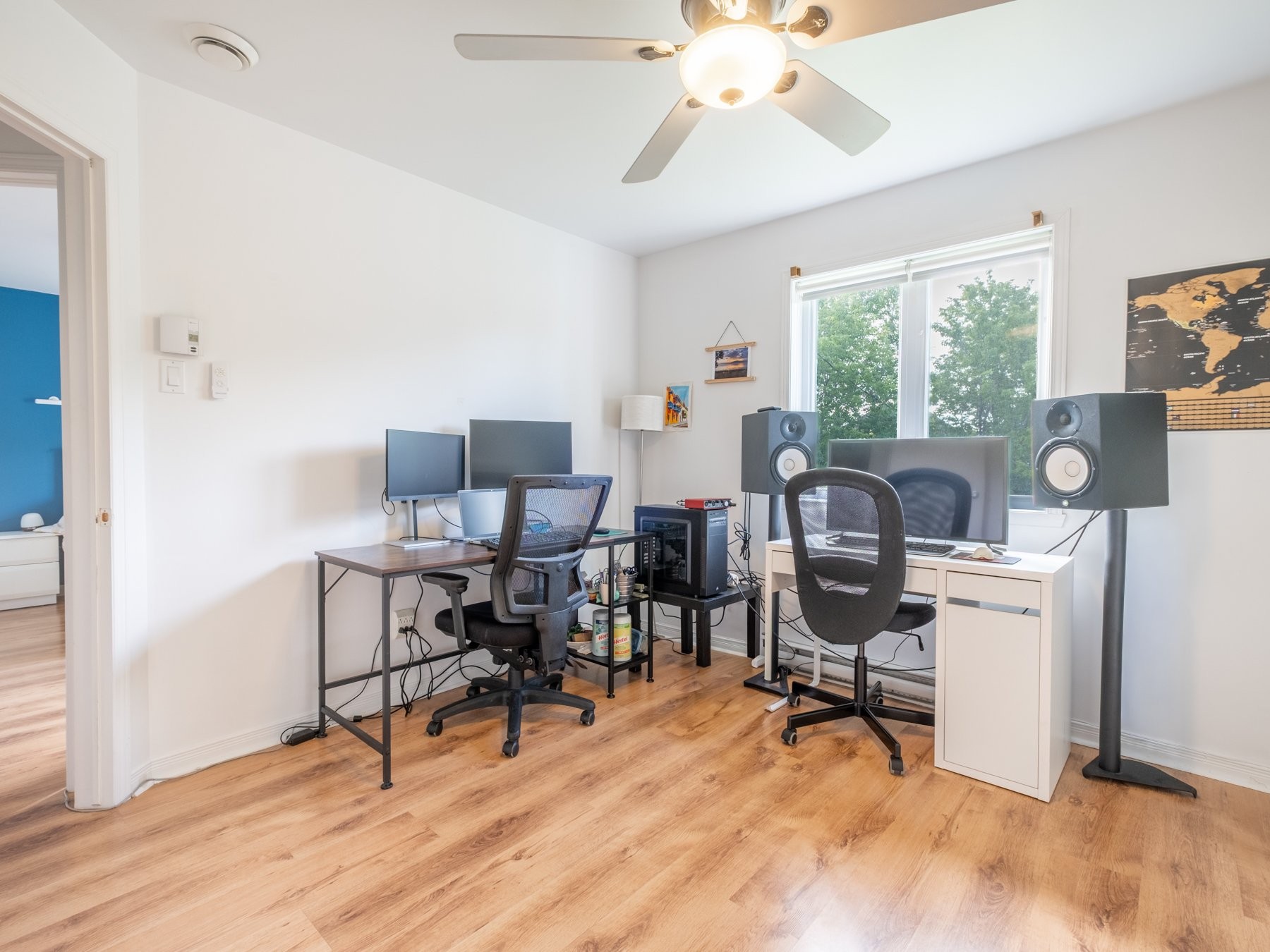 









213


Rue Benjamin

,
Saint-Amable,




QC
J0L1N0

