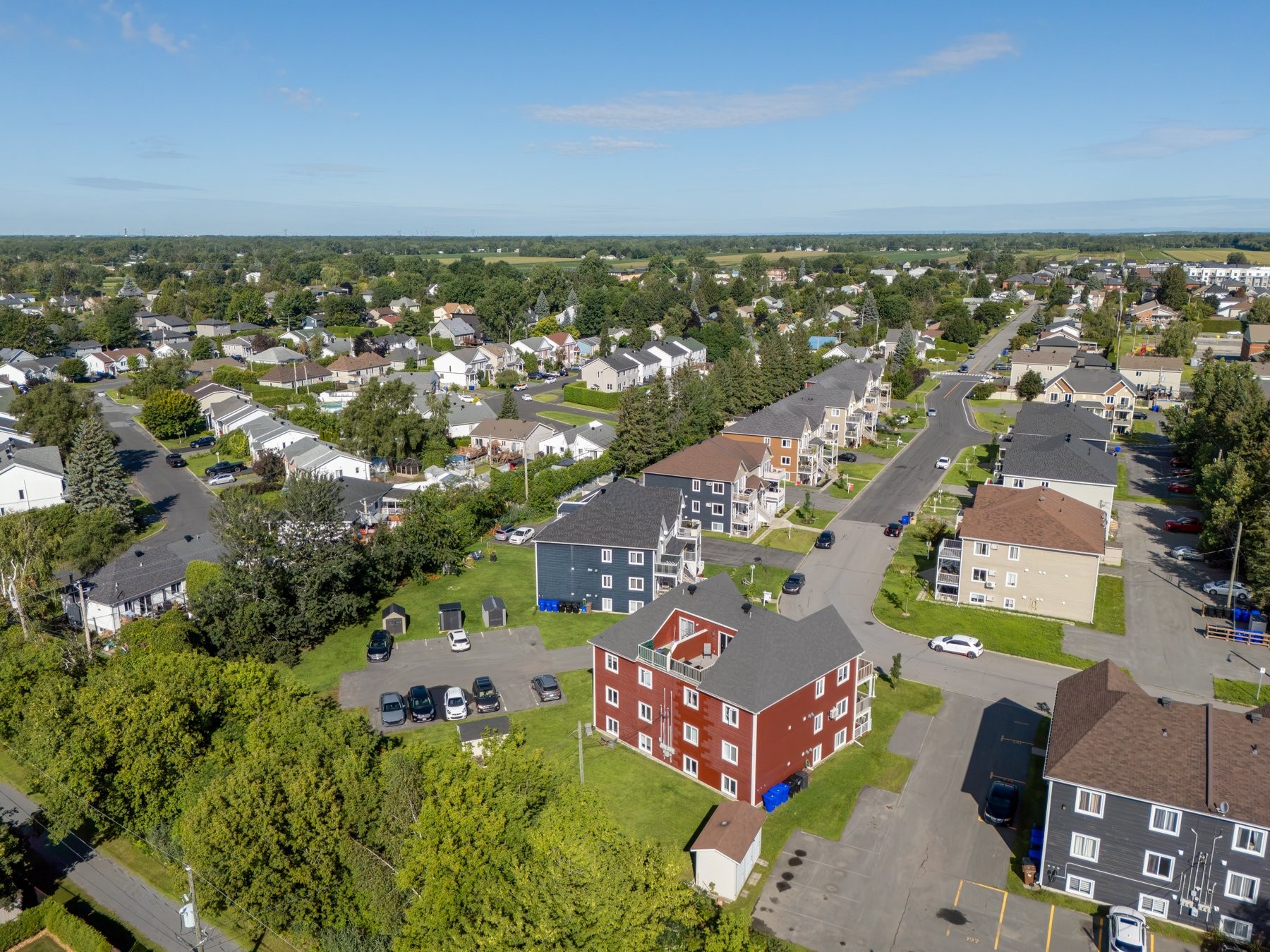 









213


Rue Benjamin

,
Saint-Amable,




QC
J0L1N0

