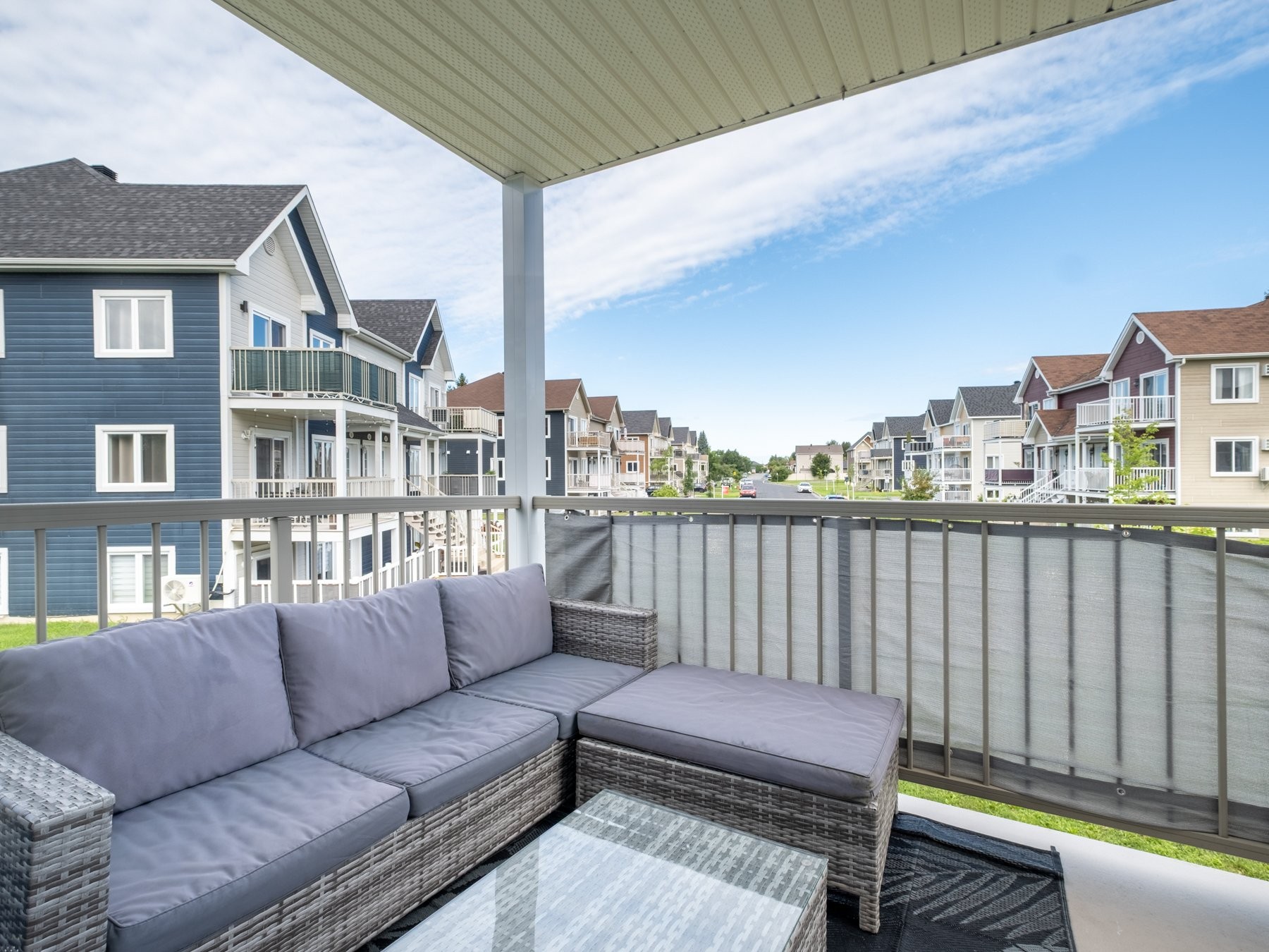 









213


Rue Benjamin

,
Saint-Amable,




QC
J0L1N0

