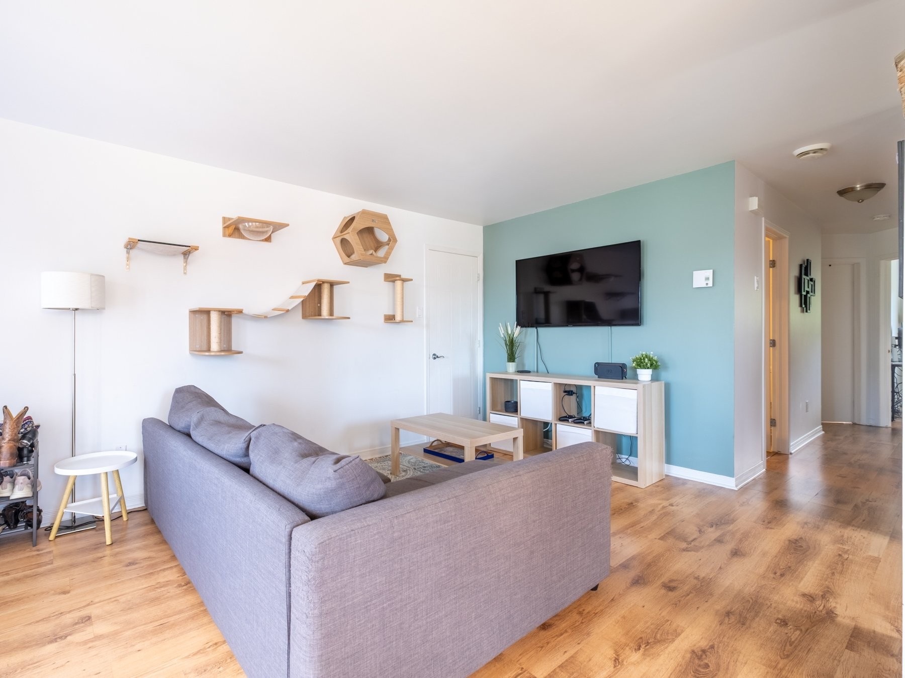 









213


Rue Benjamin

,
Saint-Amable,




QC
J0L1N0

