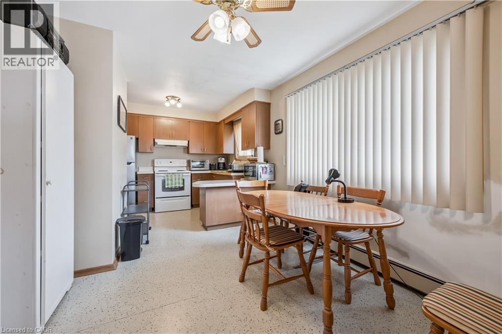 












101 SECORD Avenue

,
Kitchener,




Ontario
N2B2L3

