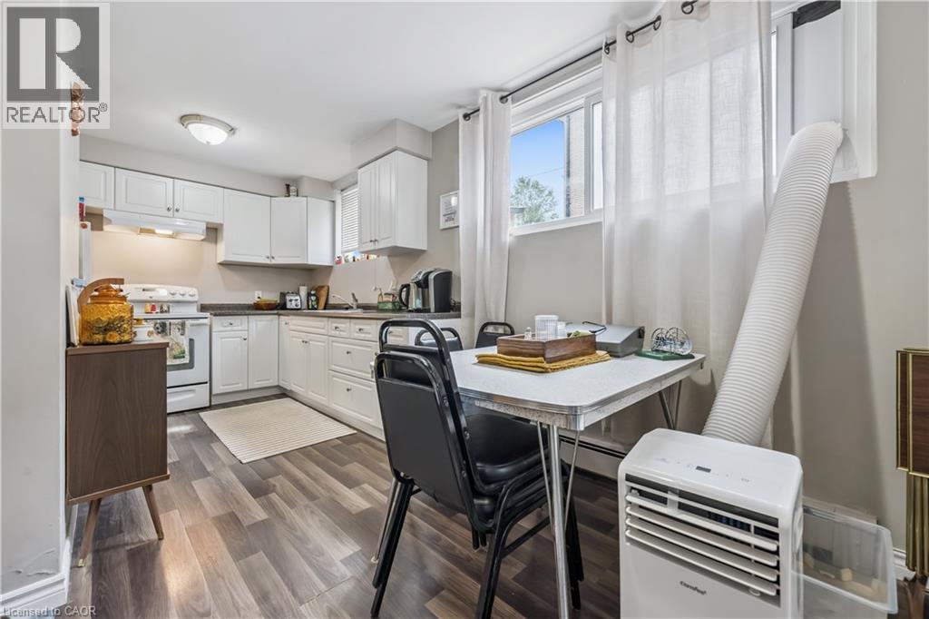 












101 SECORD Avenue

,
Kitchener,




Ontario
N2B2L3

