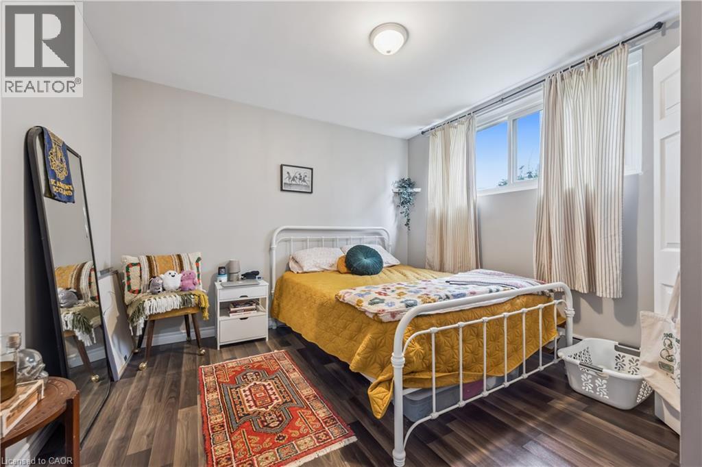 












101 SECORD Avenue

,
Kitchener,




Ontario
N2B2L3

