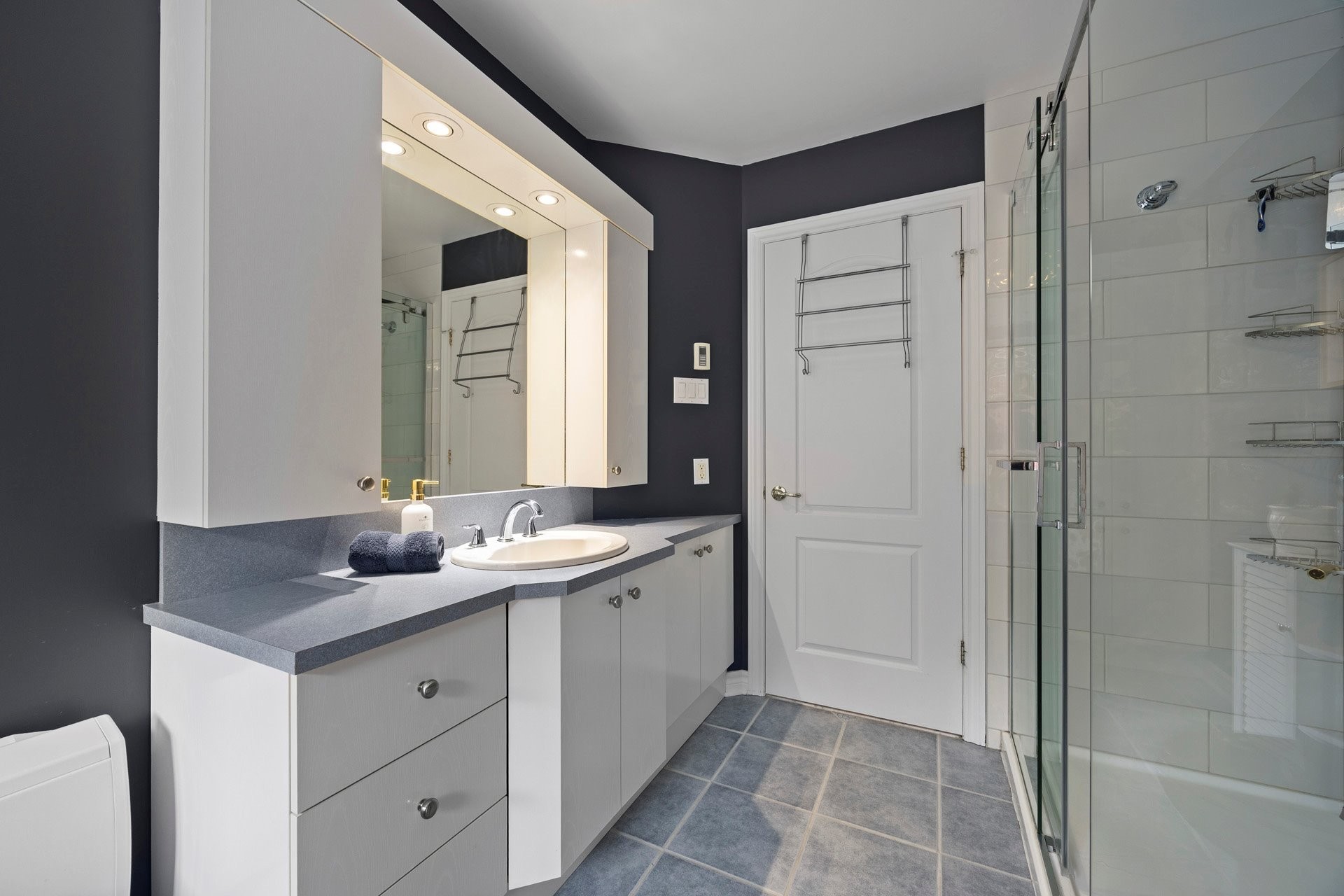 









11


Rue du Ruisseau

,
Salaberry-de-Valleyfield,




QC
J6S6T9

