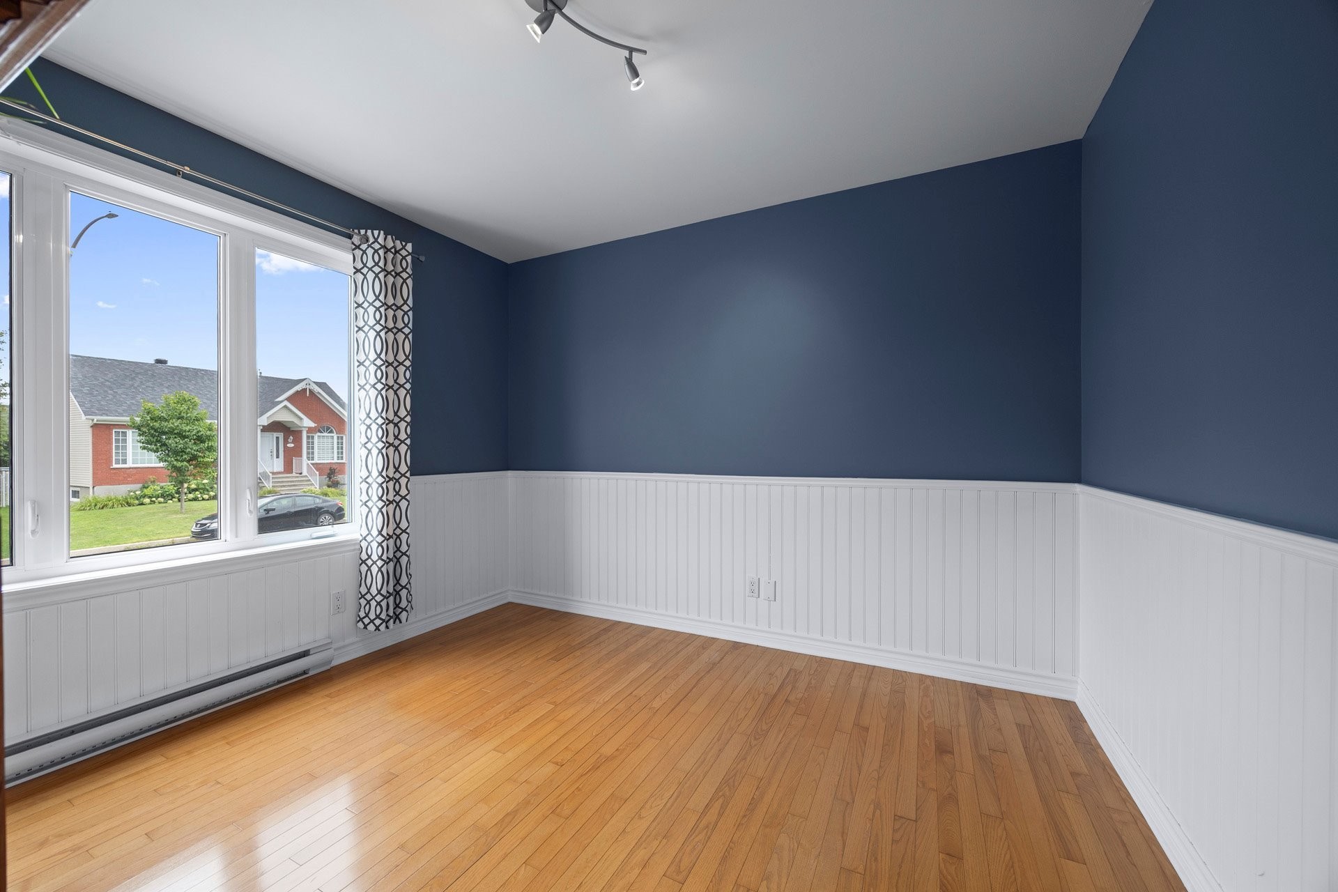 









11


Rue du Ruisseau

,
Salaberry-de-Valleyfield,




QC
J6S6T9

