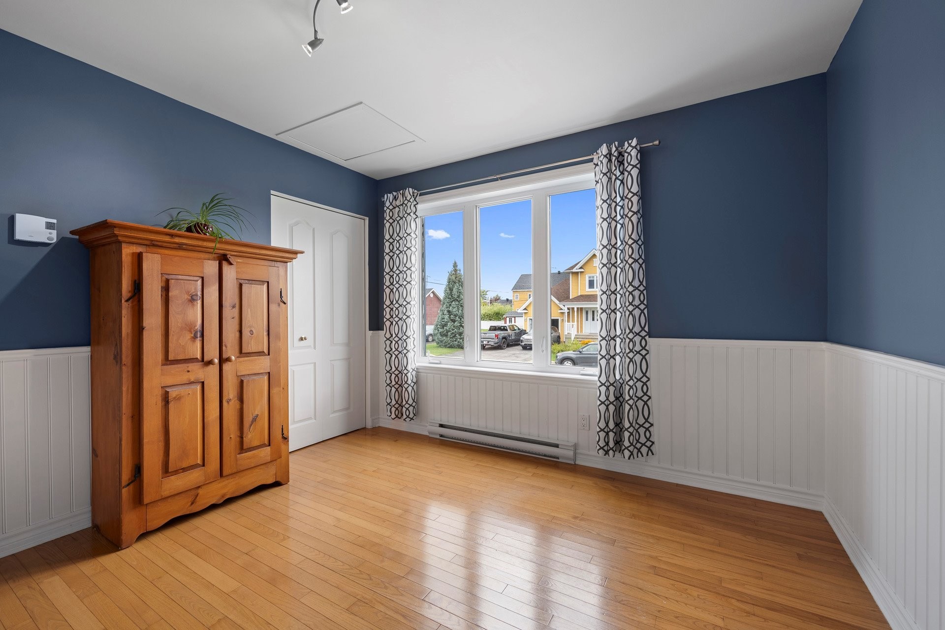 









11


Rue du Ruisseau

,
Salaberry-de-Valleyfield,




QC
J6S6T9

