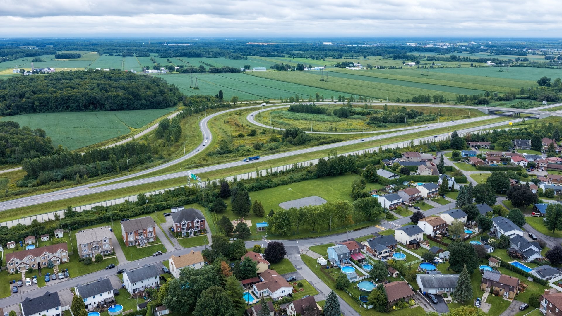









11


Rue du Ruisseau

,
Salaberry-de-Valleyfield,




QC
J6S6T9

