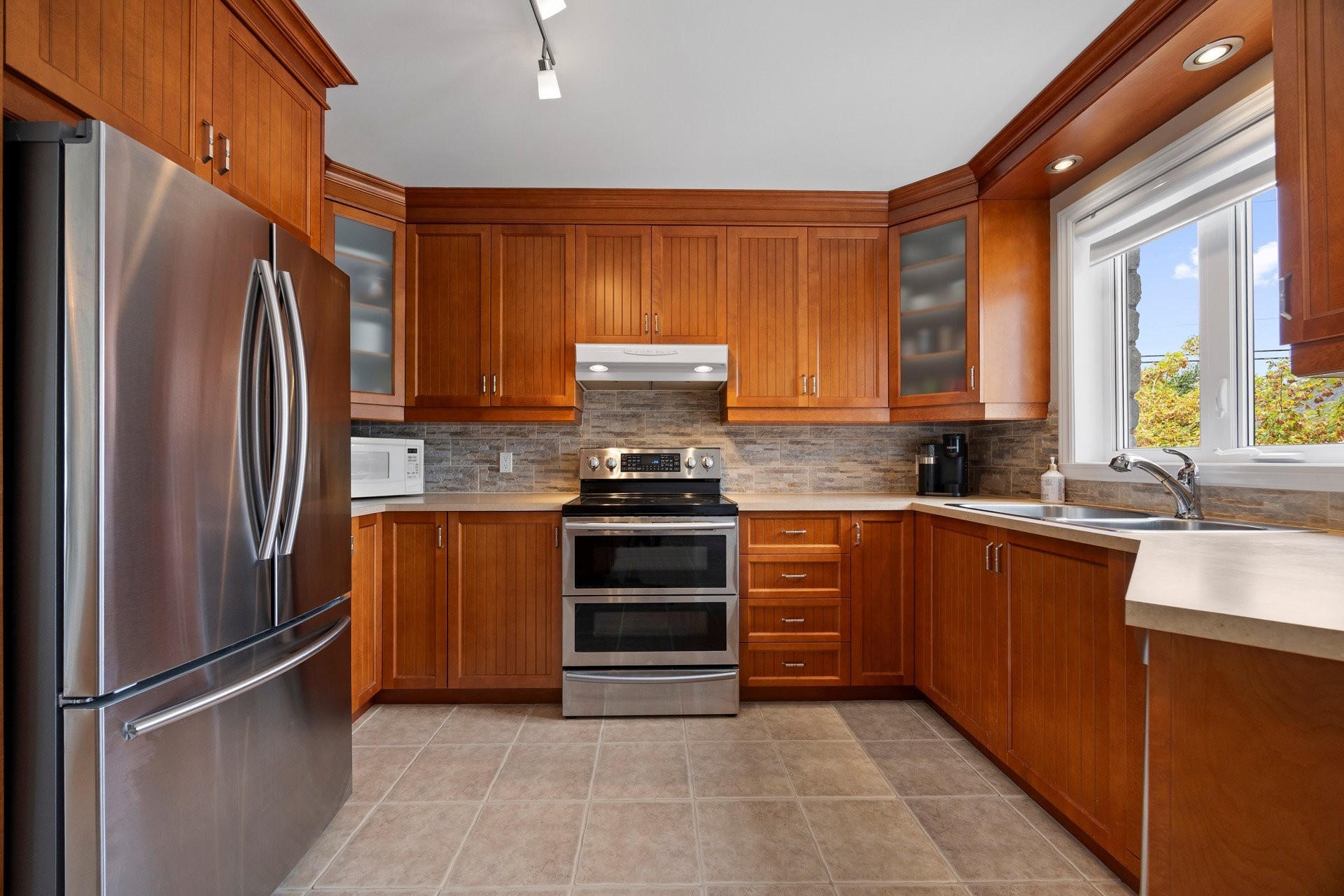 









11


Rue du Ruisseau

,
Salaberry-de-Valleyfield,




QC
J6S6T9


