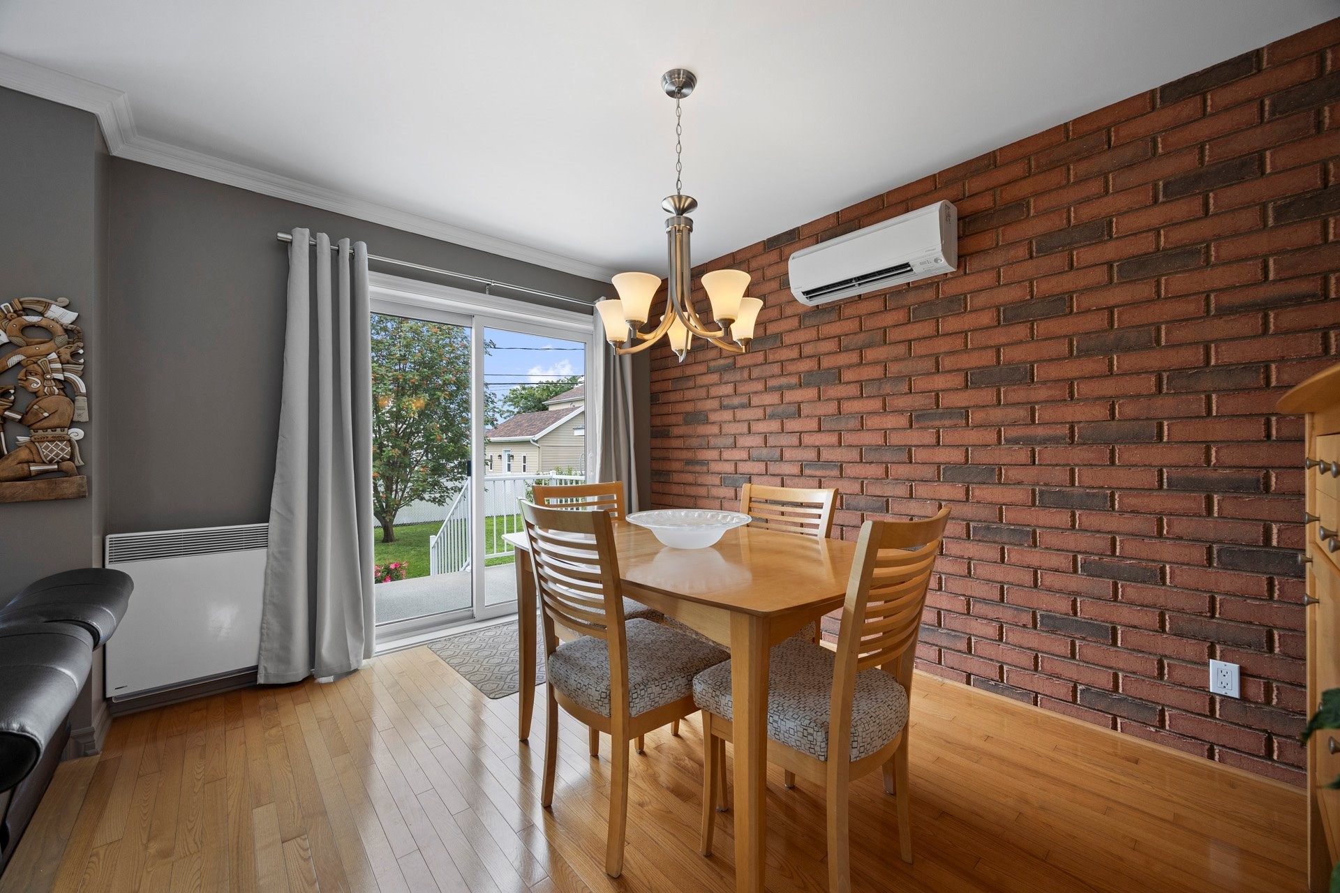 









11


Rue du Ruisseau

,
Salaberry-de-Valleyfield,




QC
J6S6T9


