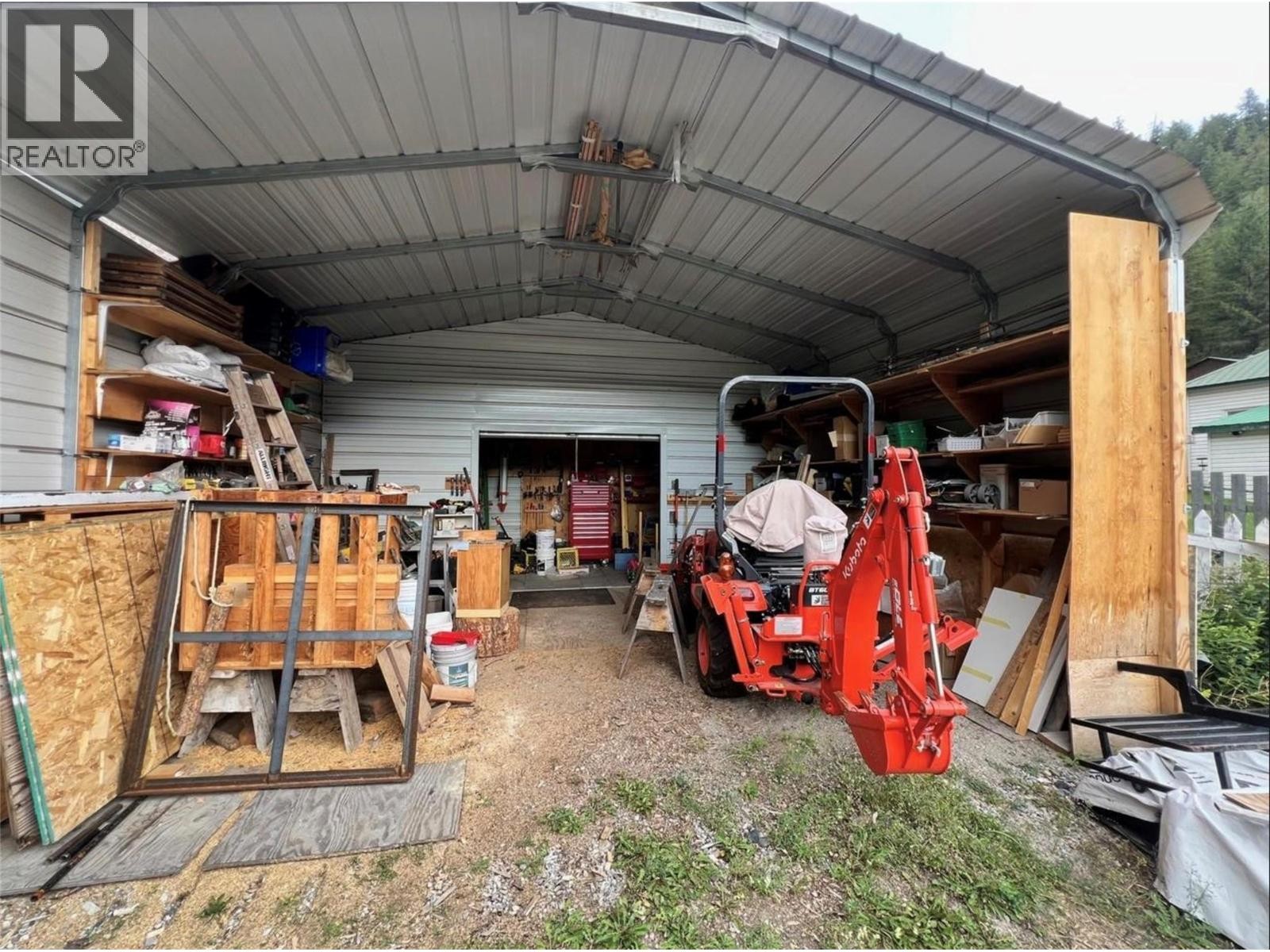












5251 Webster Street

,
Hedley,




British Columbia
V0X1K0

