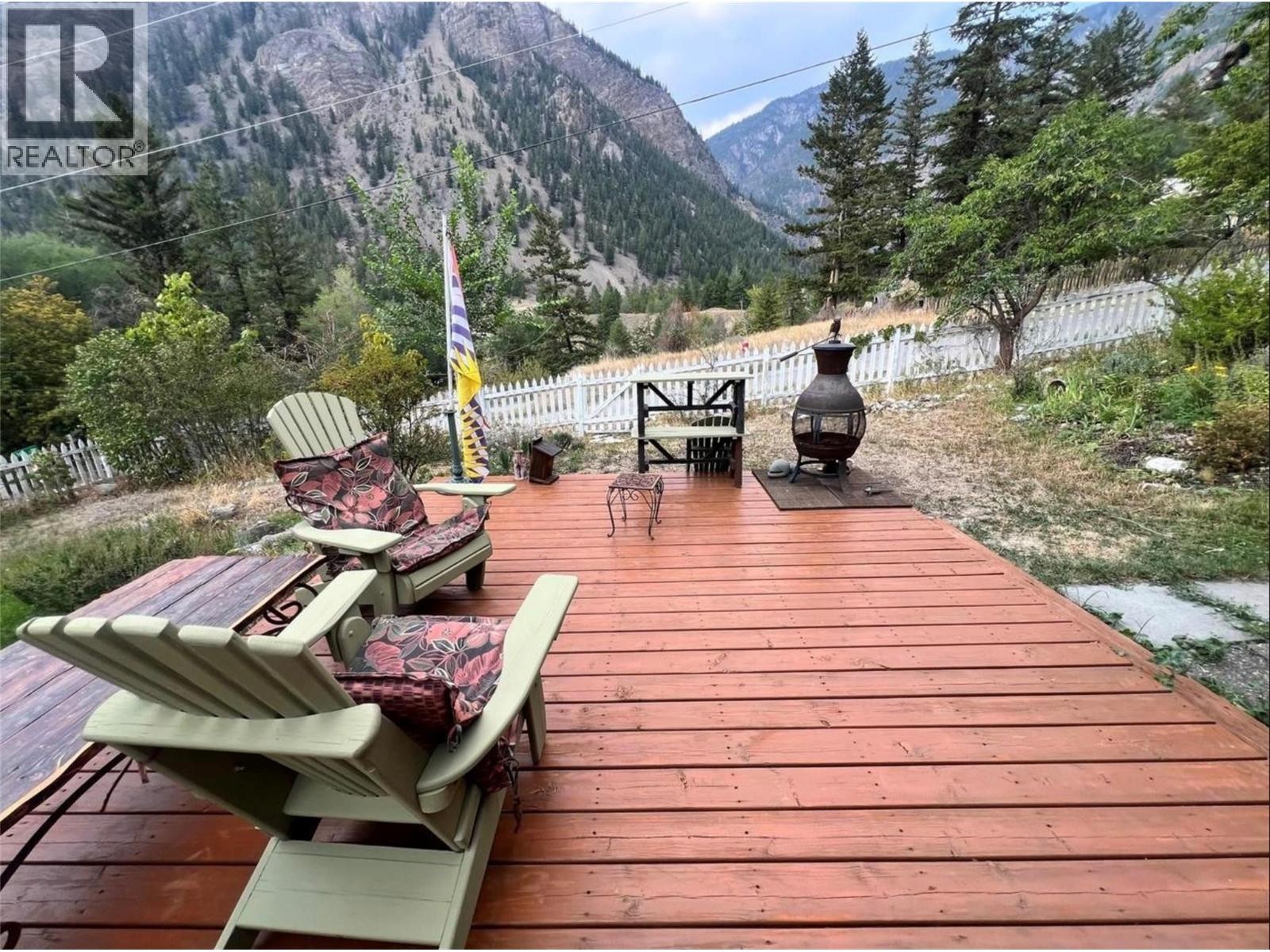 












5251 Webster Street

,
Hedley,




British Columbia
V0X1K0

