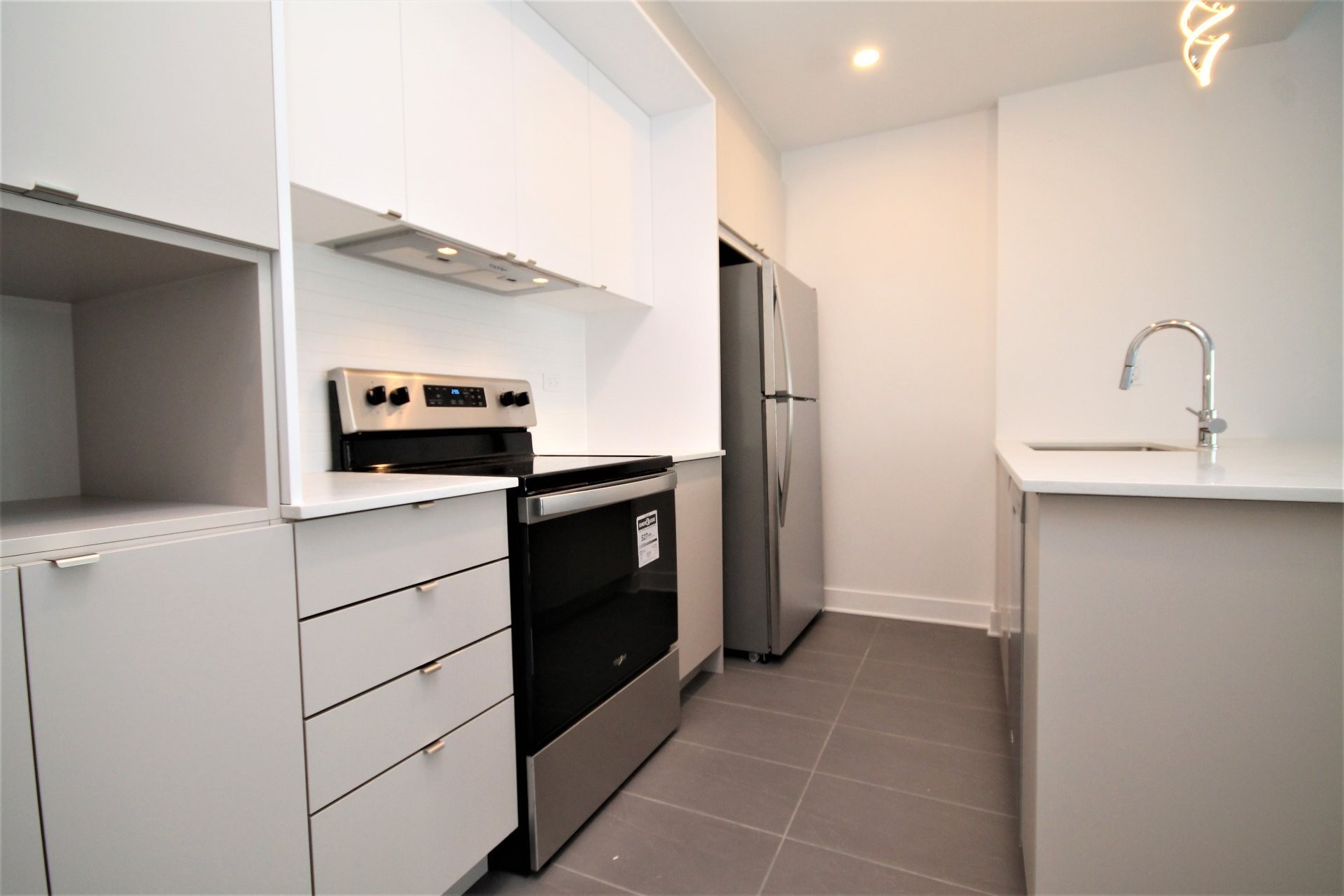 









5265


Rue MacKenzie

, 604,
Montréal (Côte-des-Neiges/Notre-Dame-de-Grâce),




QC
H3W0B2

