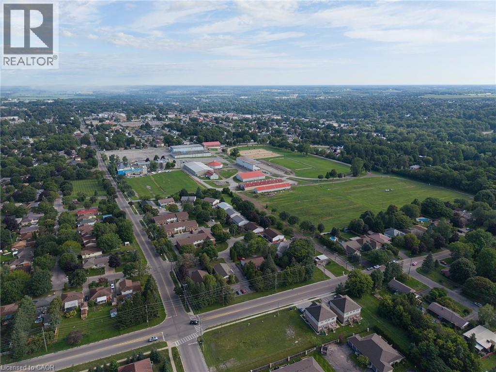 












150 OAK Street Unit# 17

,
Simcoe,




Ontario
N3Y5M5

