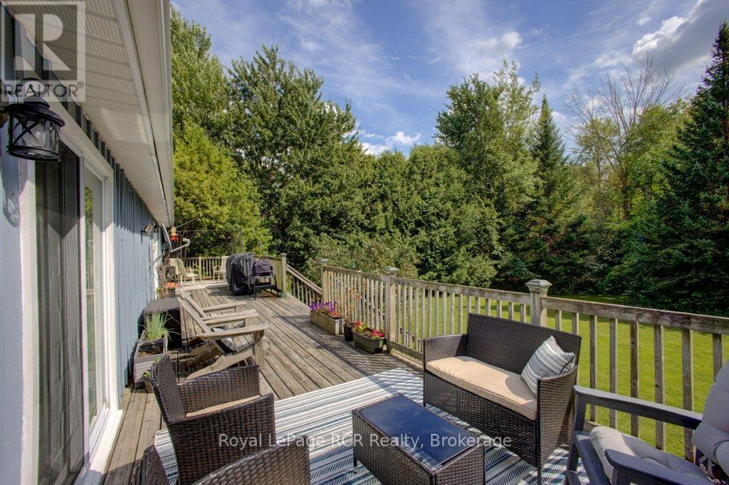 












7287 WELLINGTON RD 109

,
Mapleton,




Ontario
N0G2K0

