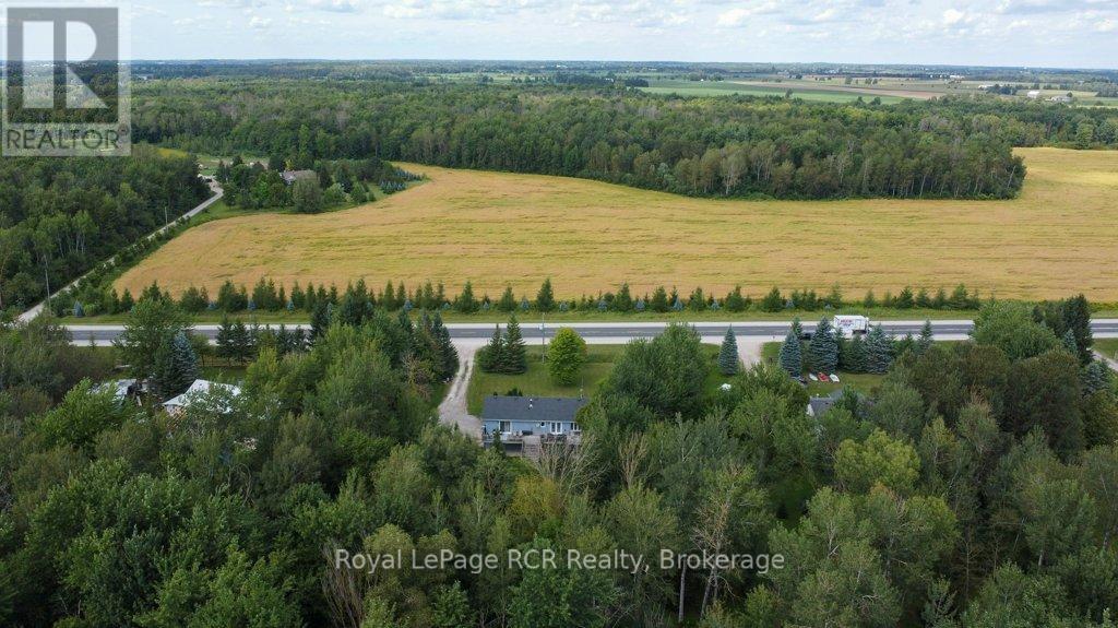 












7287 WELLINGTON RD 109

,
Mapleton,




Ontario
N0G2K0

