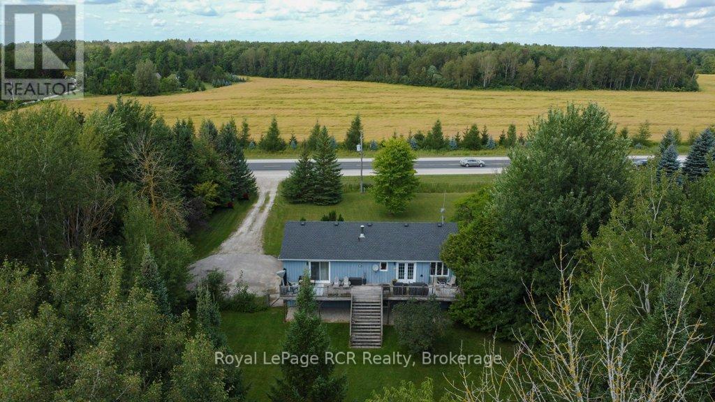 












7287 WELLINGTON RD 109

,
Mapleton,




Ontario
N0G2K0

