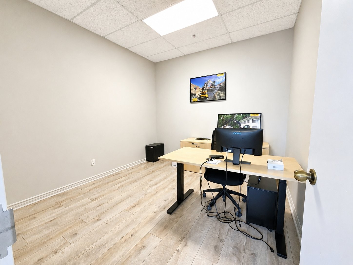 









3220


Av. Jacques-Bureau

,
Laval (Chomedey),




QC
H7P0A9

