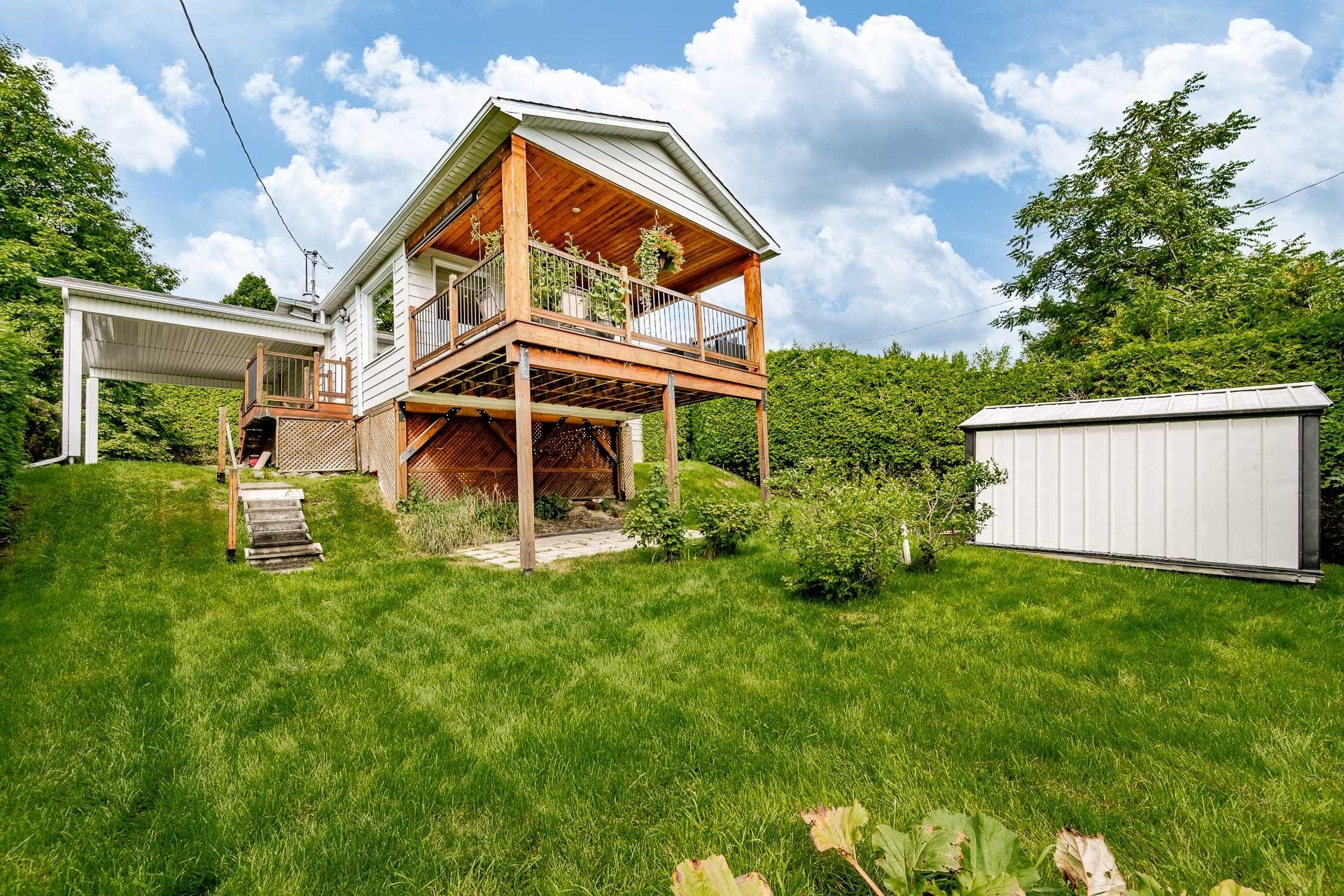 









1150


Rue Blanchard

,
Sherbrooke (Fleurimont),




QC
J1G2Z9


