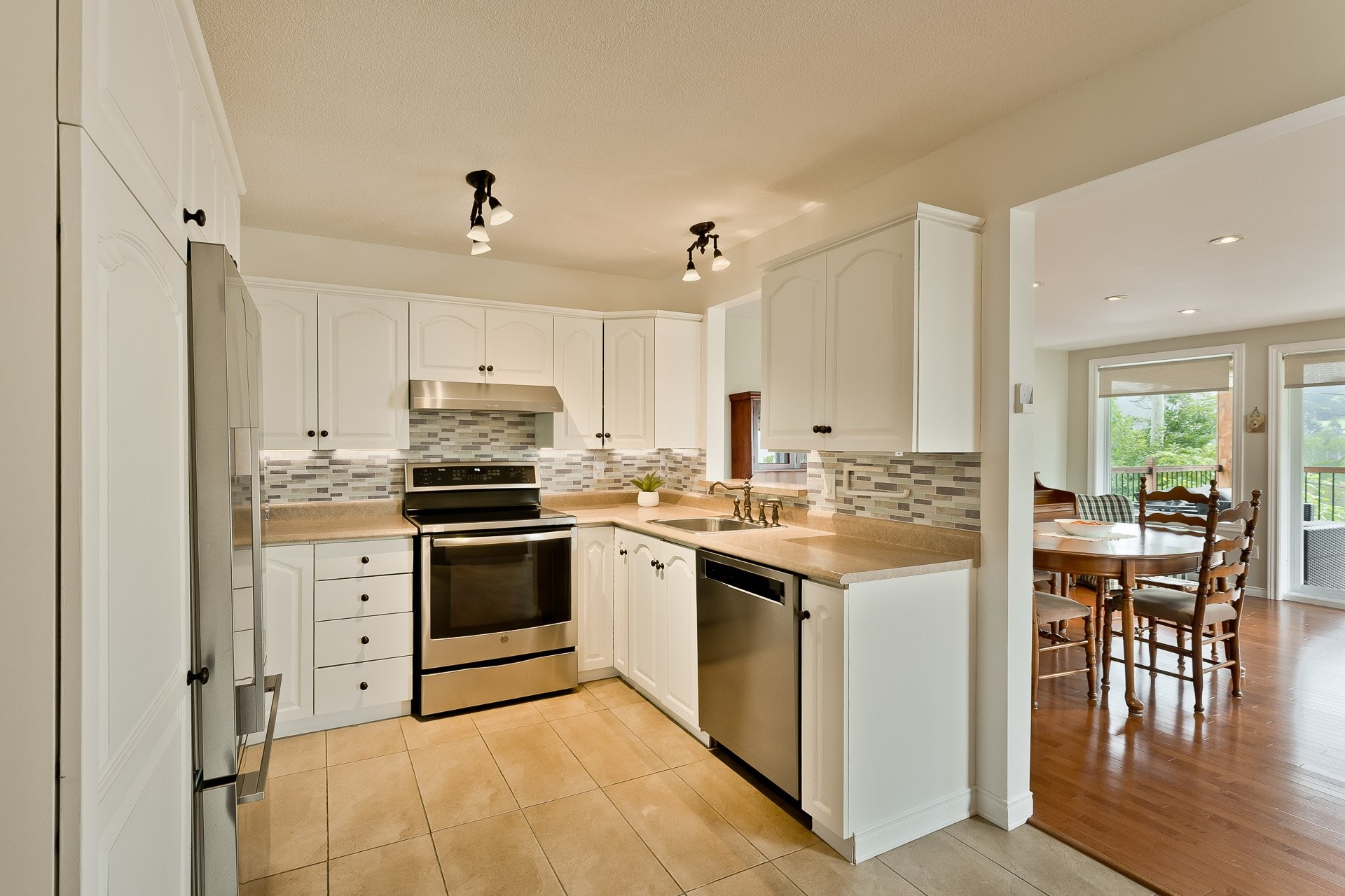 









1150


Rue Blanchard

,
Sherbrooke (Fleurimont),




QC
J1G2Z9

