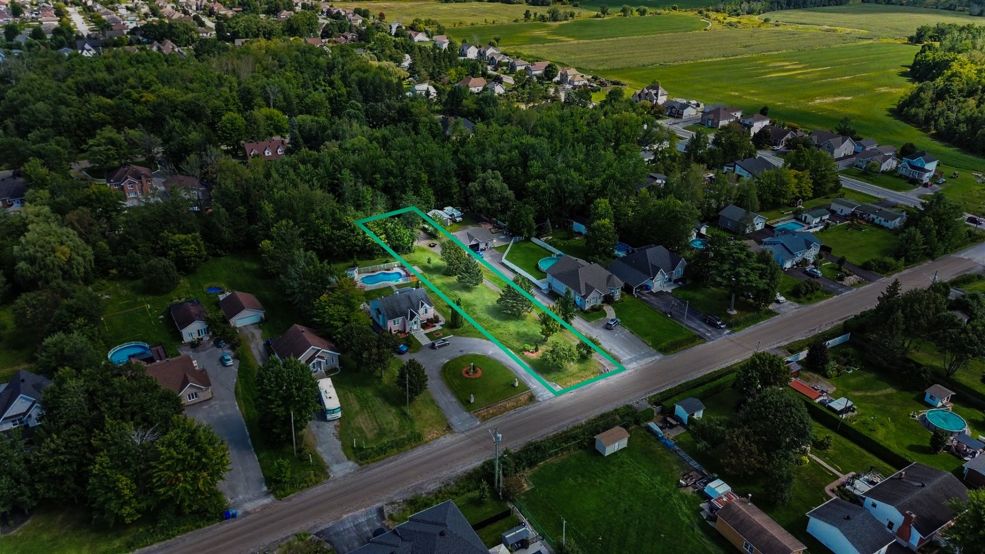 









1288


Rue d'Alma

,
Gatineau (Gatineau),







QC
J8R3J4

