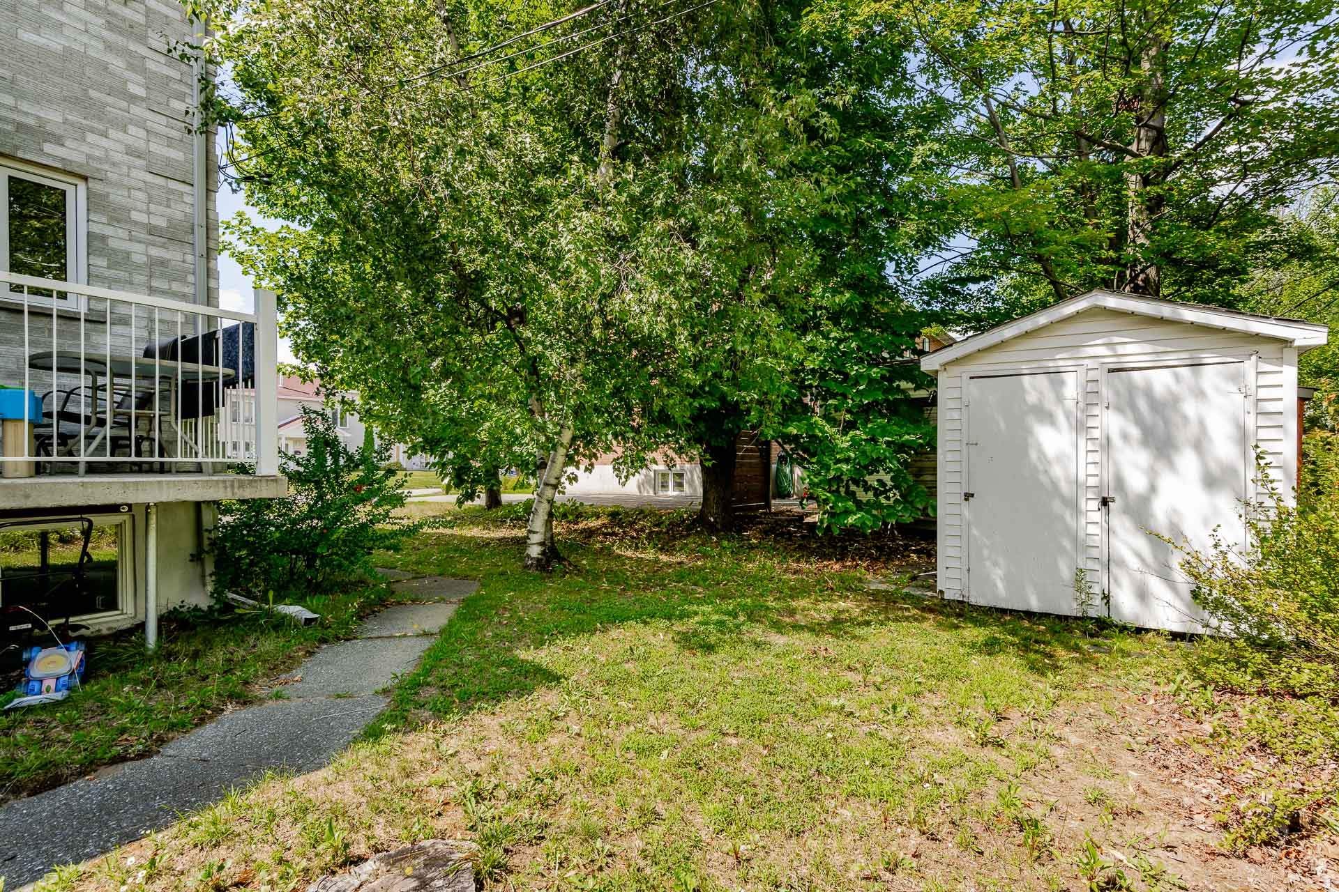 









980


Rue Lionel-Racine

,
Sherbrooke (Les Nations),




QC
J1J4L8

