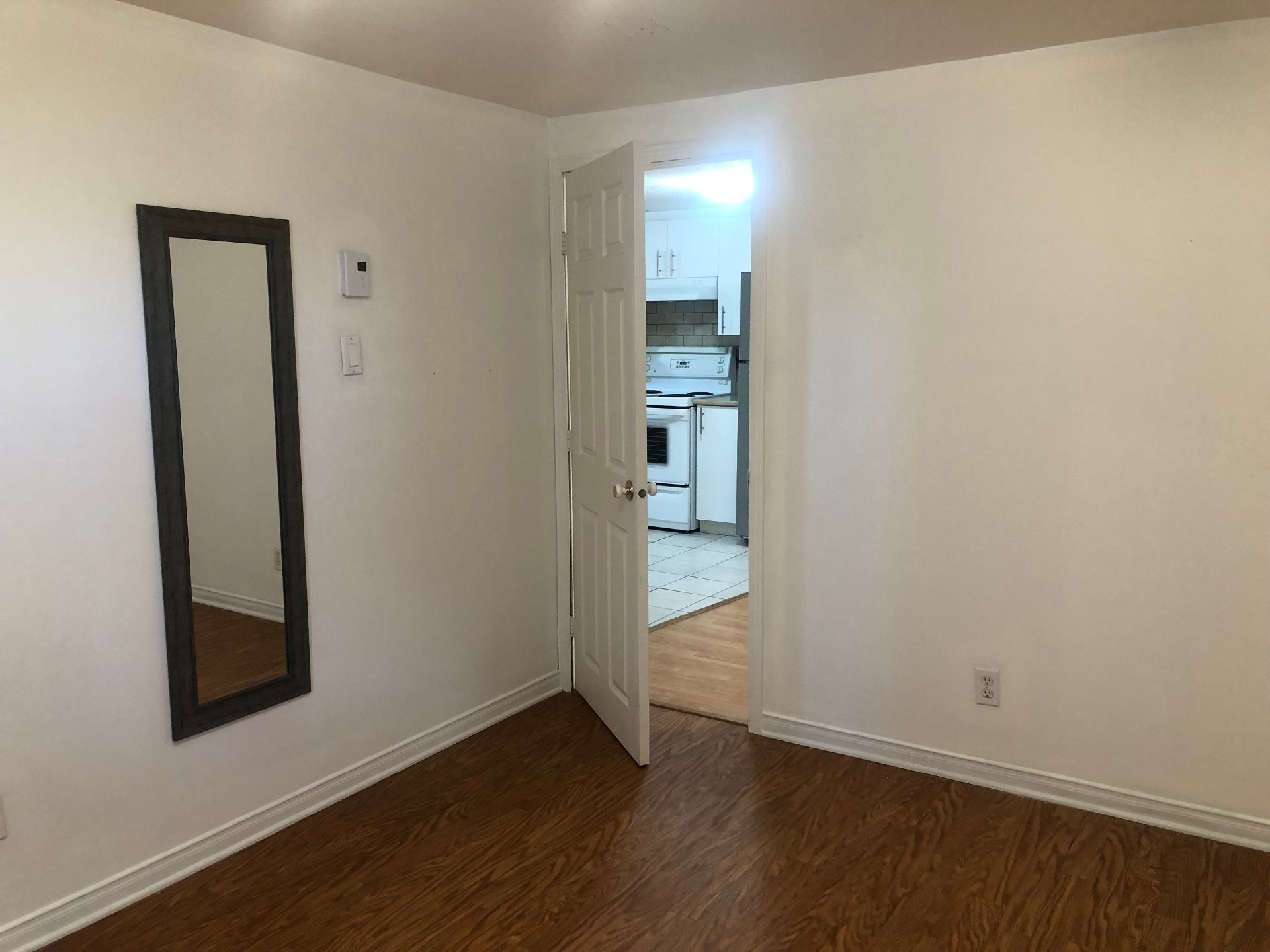 









39


Rue Gamelin

, B,
Gatineau (Hull),




QC
J8Y1V5

