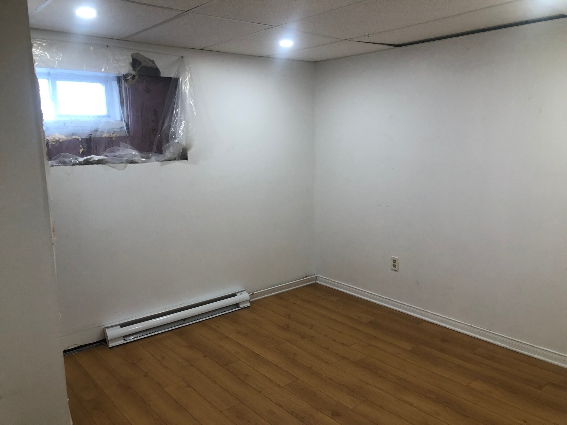 









39


Rue Gamelin

, B,
Gatineau (Hull),




QC
J8Y1V5

