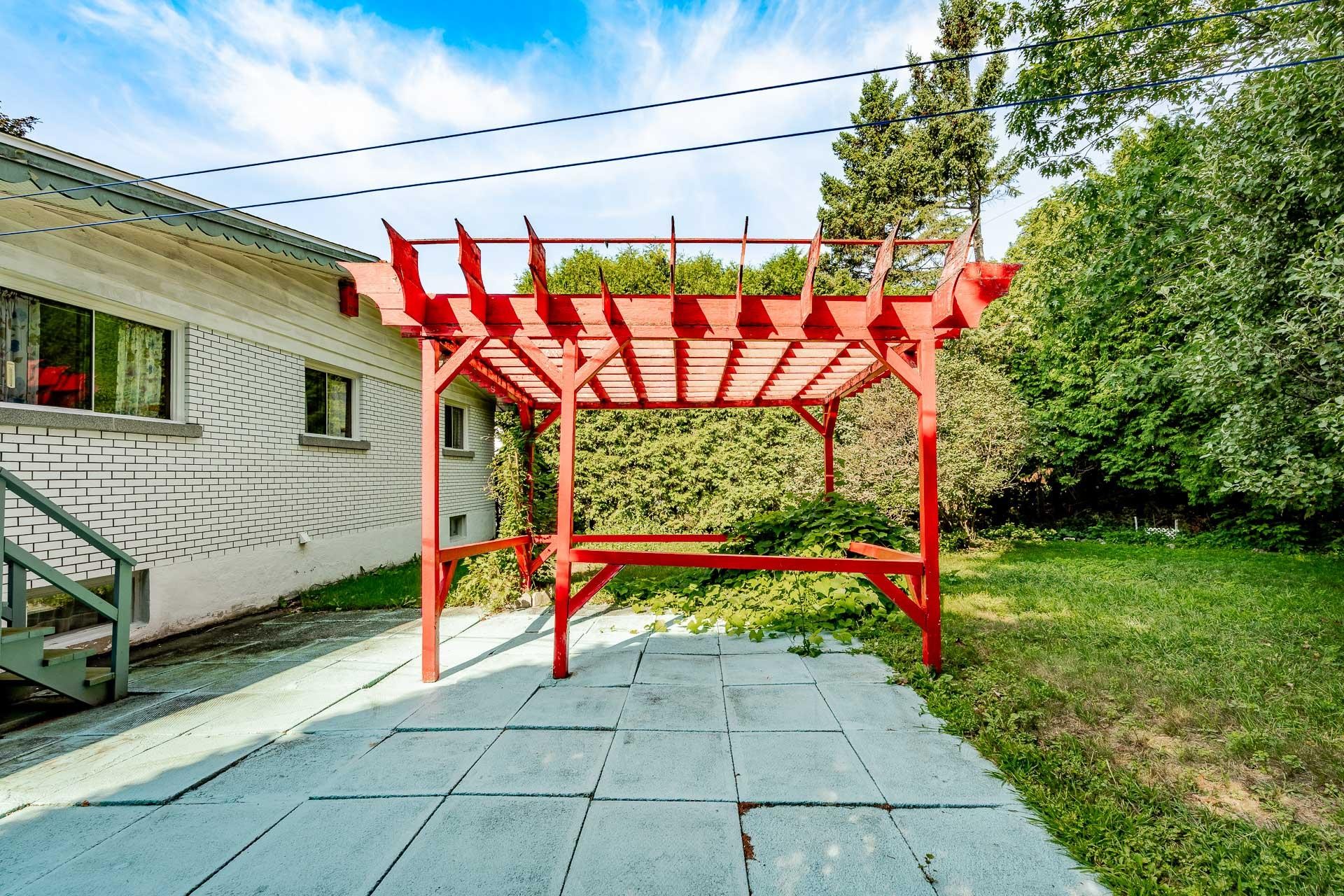 









2275


Rue de Rouville

,
Sherbrooke (Les Nations),




QC
J1J1X7

