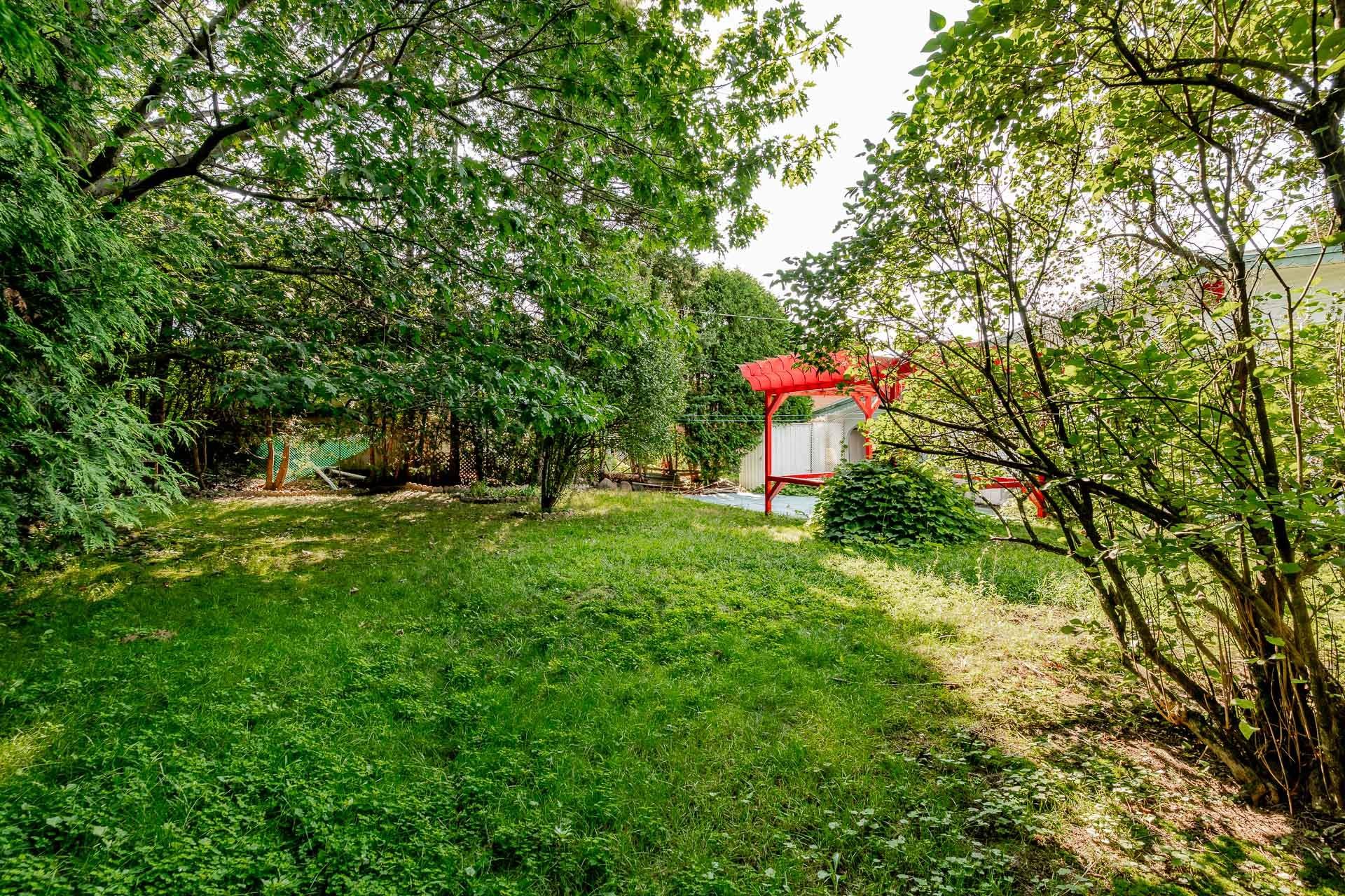 









2275


Rue de Rouville

,
Sherbrooke (Les Nations),




QC
J1J1X7

