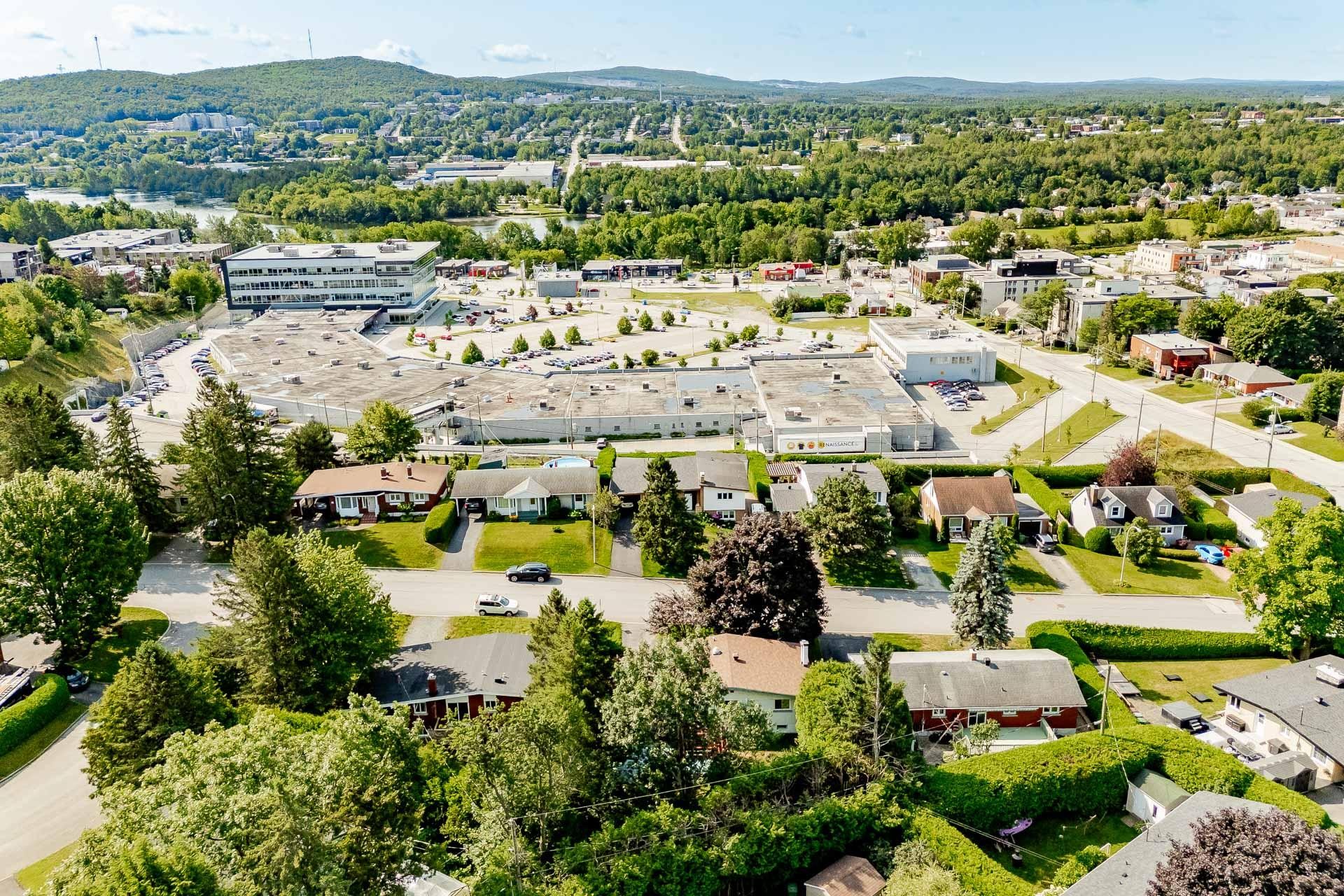 









2275


Rue de Rouville

,
Sherbrooke (Les Nations),




QC
J1J1X7

