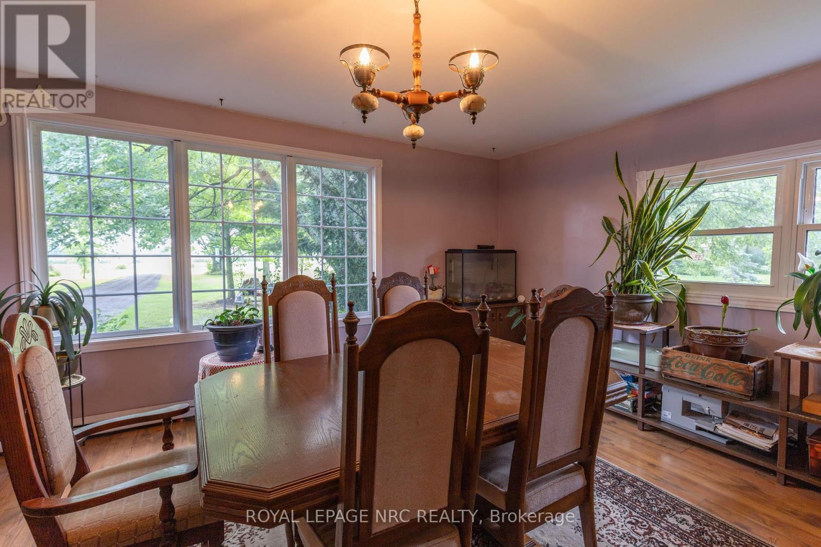 












11284 GOLF COURSE ROAD

,
Wainfleet (Marshville/Winger),




Ontario
L3K5V4

