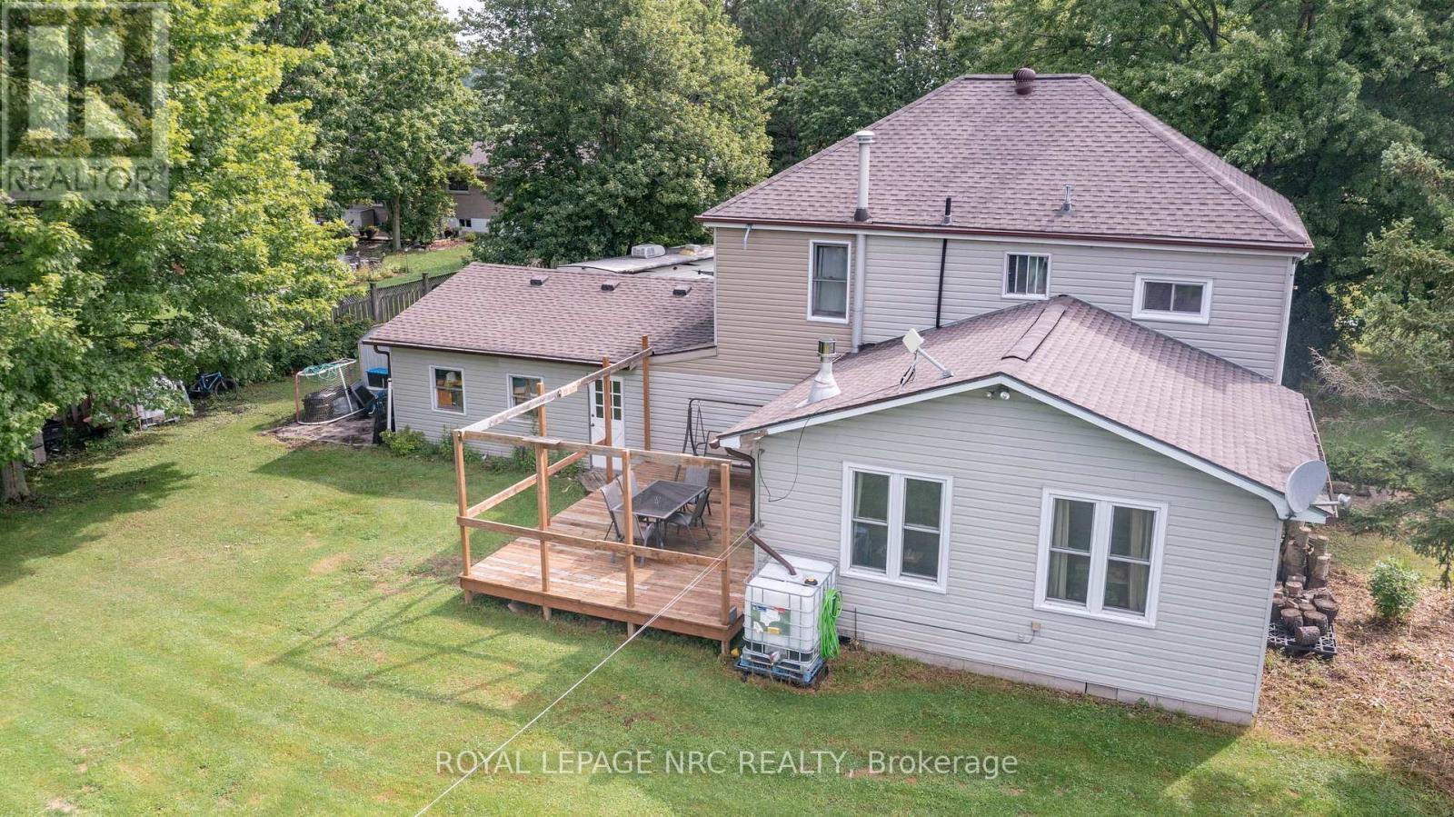 












11284 GOLF COURSE ROAD

,
Wainfleet (Marshville/Winger),




Ontario
L3K5V4

