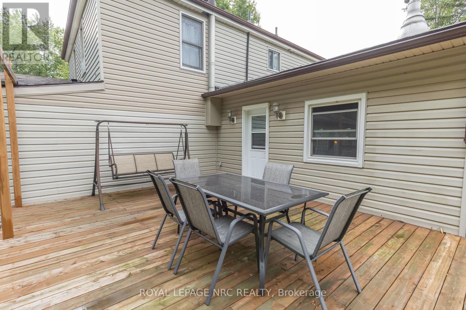 












11284 GOLF COURSE ROAD

,
Wainfleet (Marshville/Winger),




Ontario
L3K5V4

