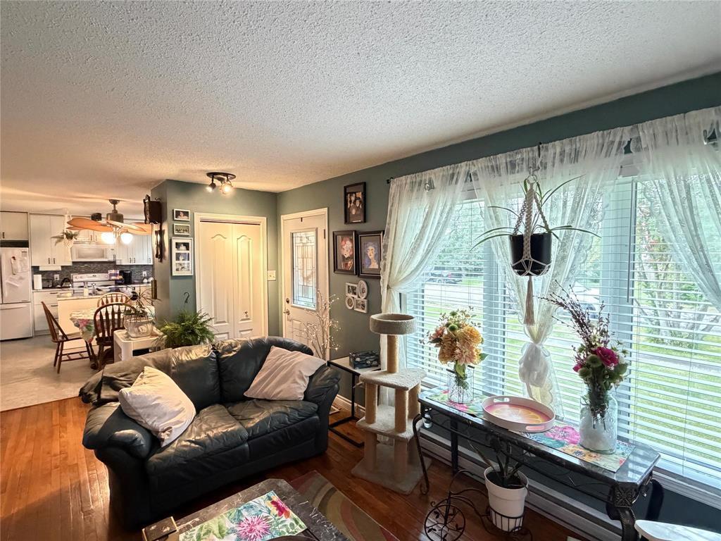 












545 3RD Avenue

,
Rivers,




Manitoba
R0K1X0

