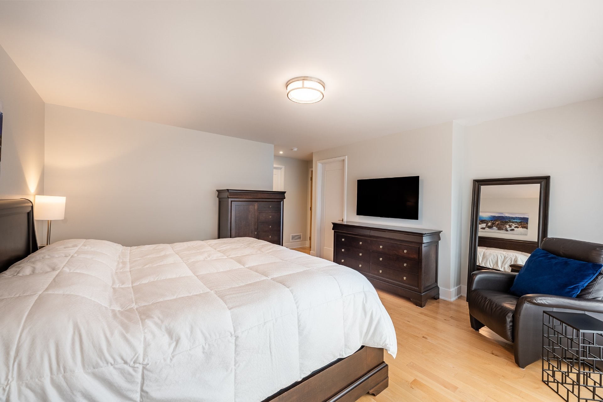 









345Z


Rue Narbonne

,
Sainte-Julie,




QC
J3E0E9

