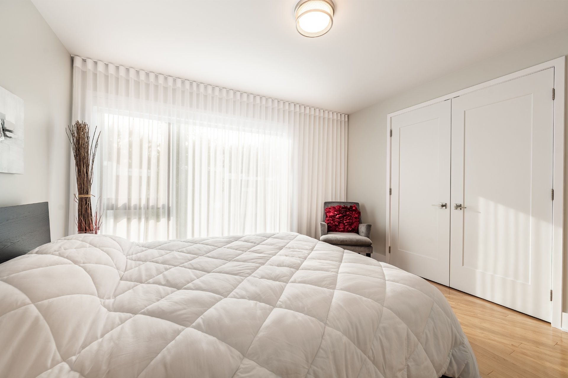 









345Z


Rue Narbonne

,
Sainte-Julie,




QC
J3E0E9

