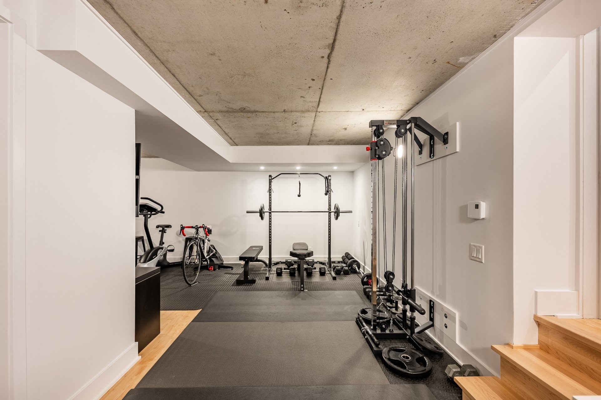 









345Z


Rue Narbonne

,
Sainte-Julie,




QC
J3E0E9

