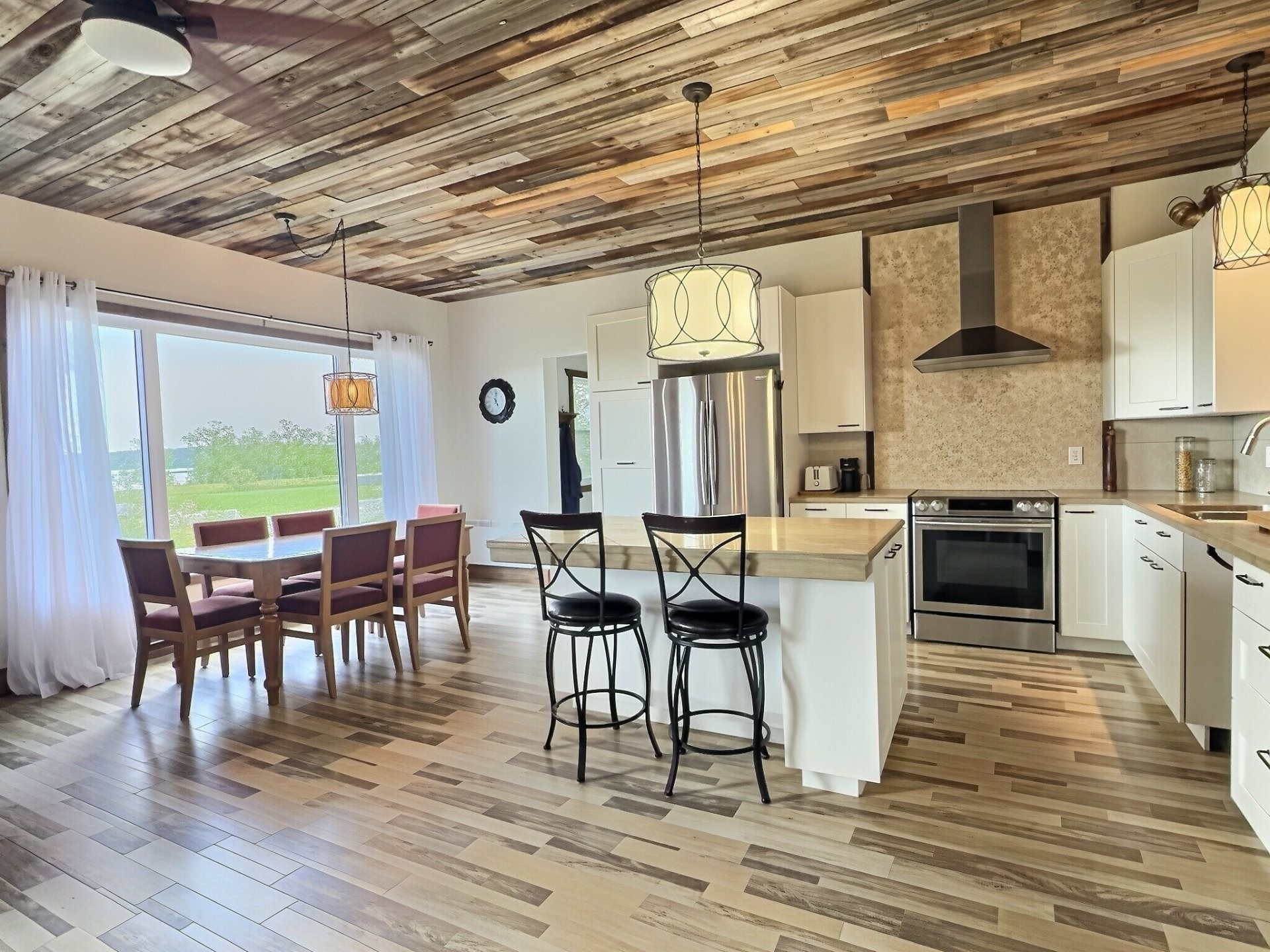 









1046


Ch. de la Carrière-à-Chaux

,
Duhamel-Ouest,




QC
J0Z1G4

