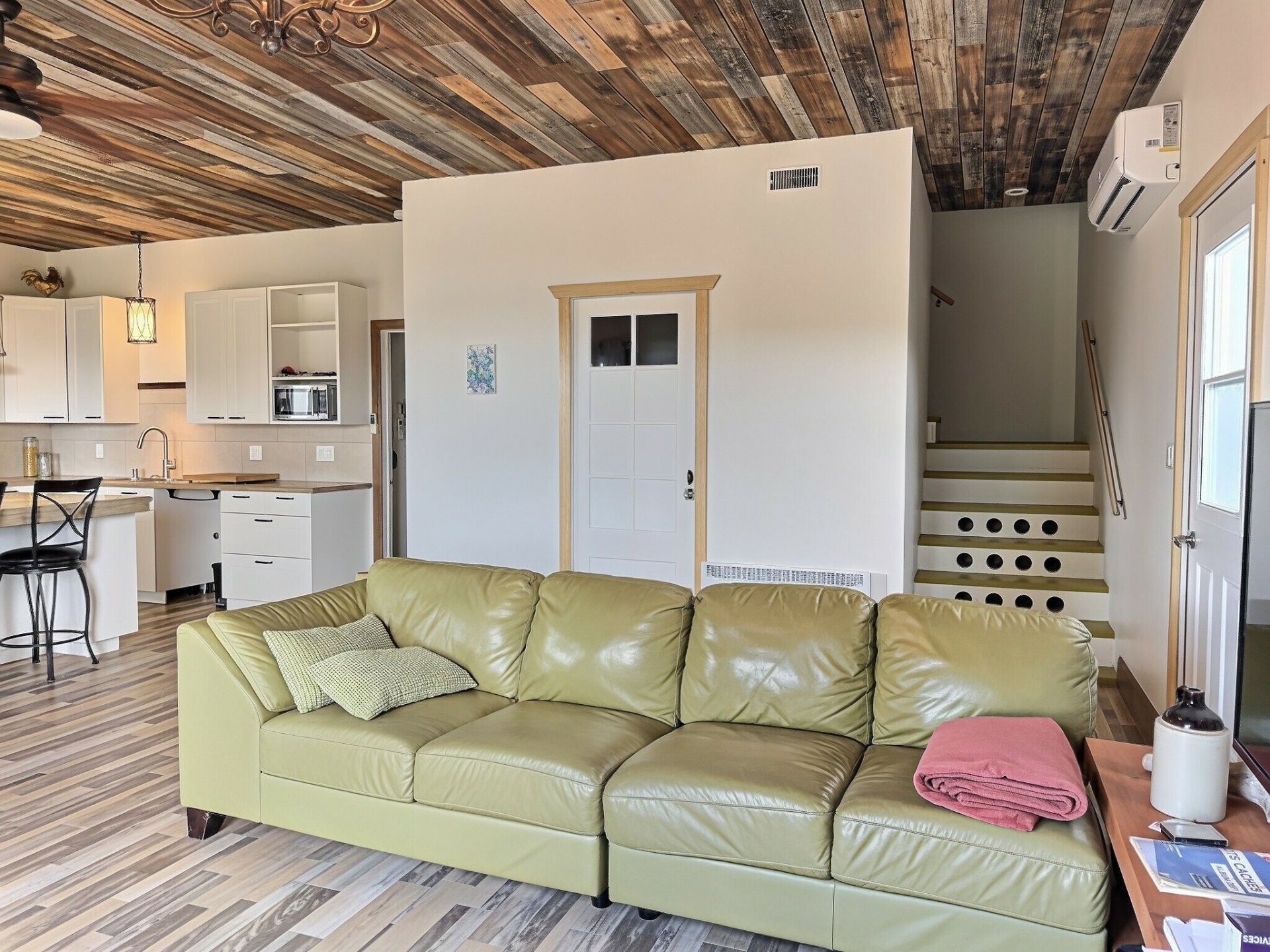 









1046


Ch. de la Carrière-à-Chaux

,
Duhamel-Ouest,




QC
J0Z1G4

