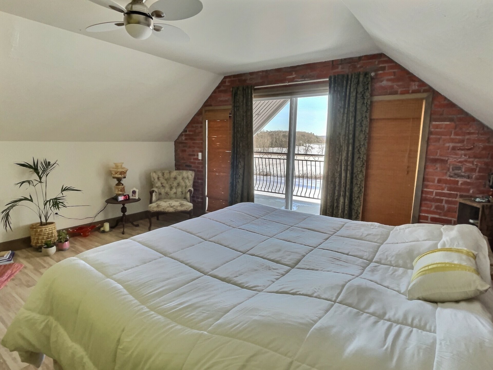 









1046


Ch. de la Carrière-à-Chaux

,
Duhamel-Ouest,




QC
J0Z1G4

