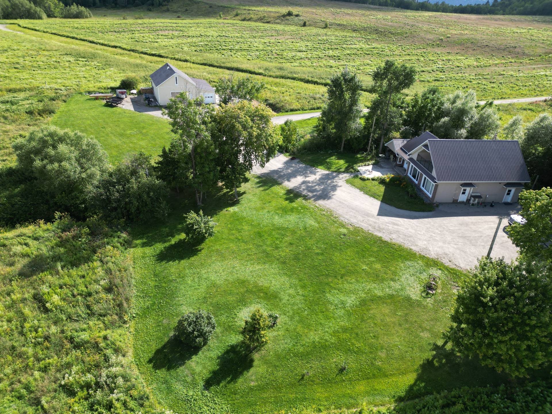 









1046


Ch. de la Carrière-à-Chaux

,
Duhamel-Ouest,




QC
J0Z1G4

