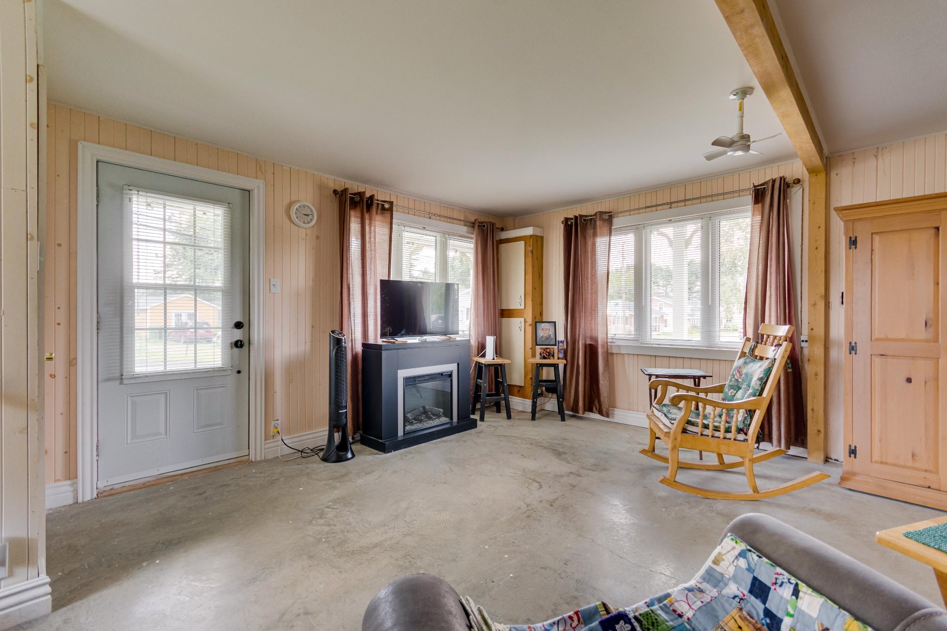 









105


Rue Principale

,
Ripon,




QC
J0V1V0

