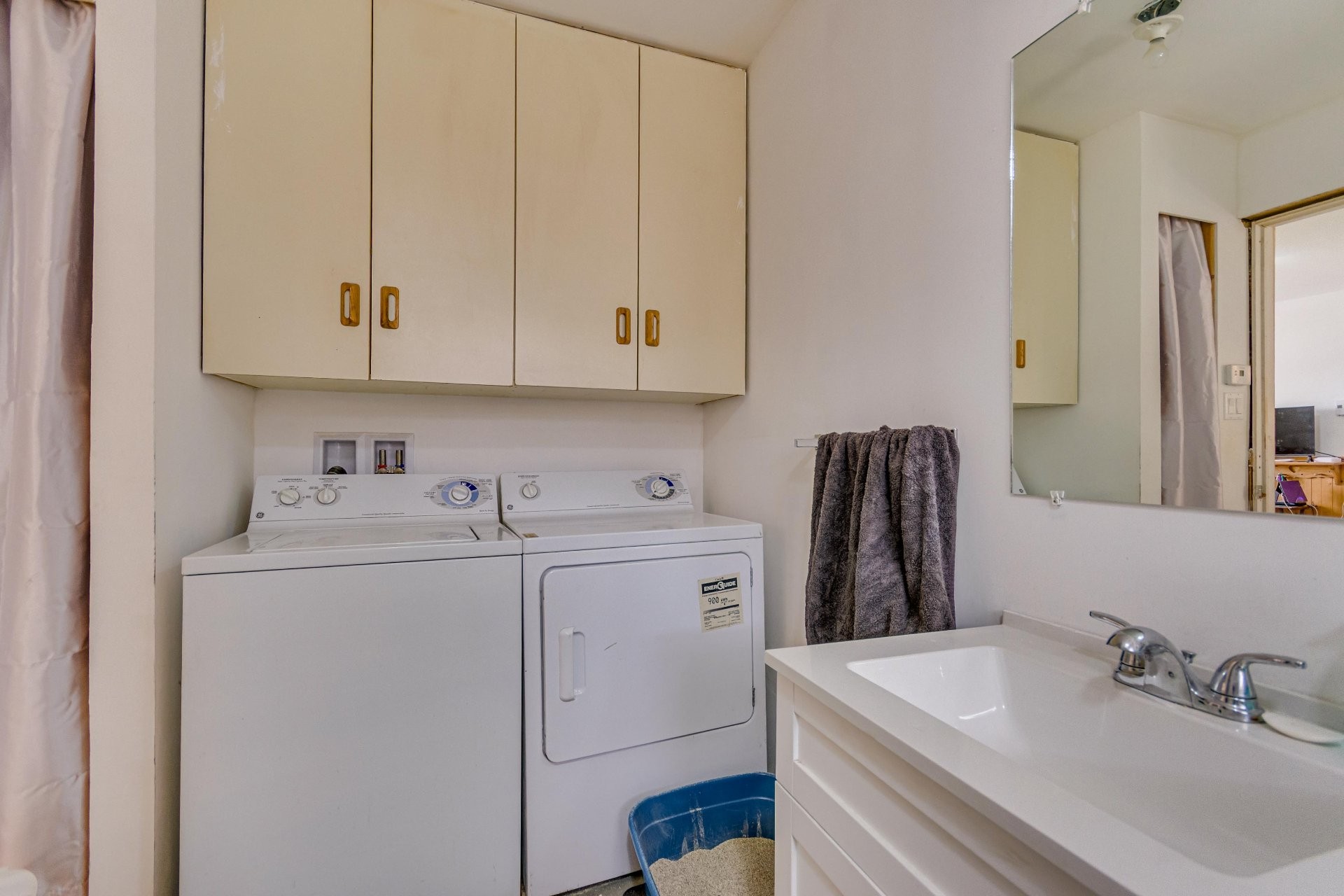 









105


Rue Principale

,
Ripon,




QC
J0V1V0

