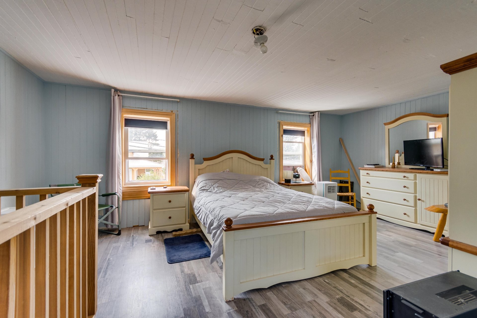 









105


Rue Principale

,
Ripon,




QC
J0V1V0

