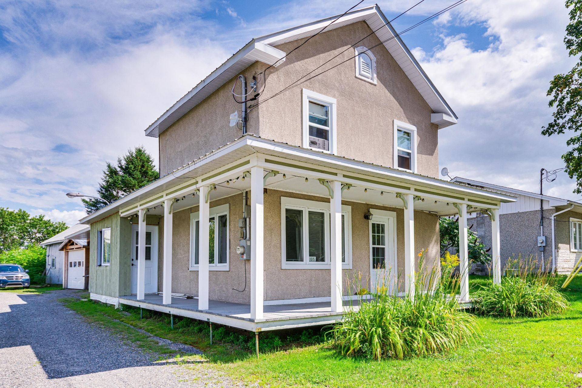 









105


Rue Principale

,
Ripon,




QC
J0V1V0

