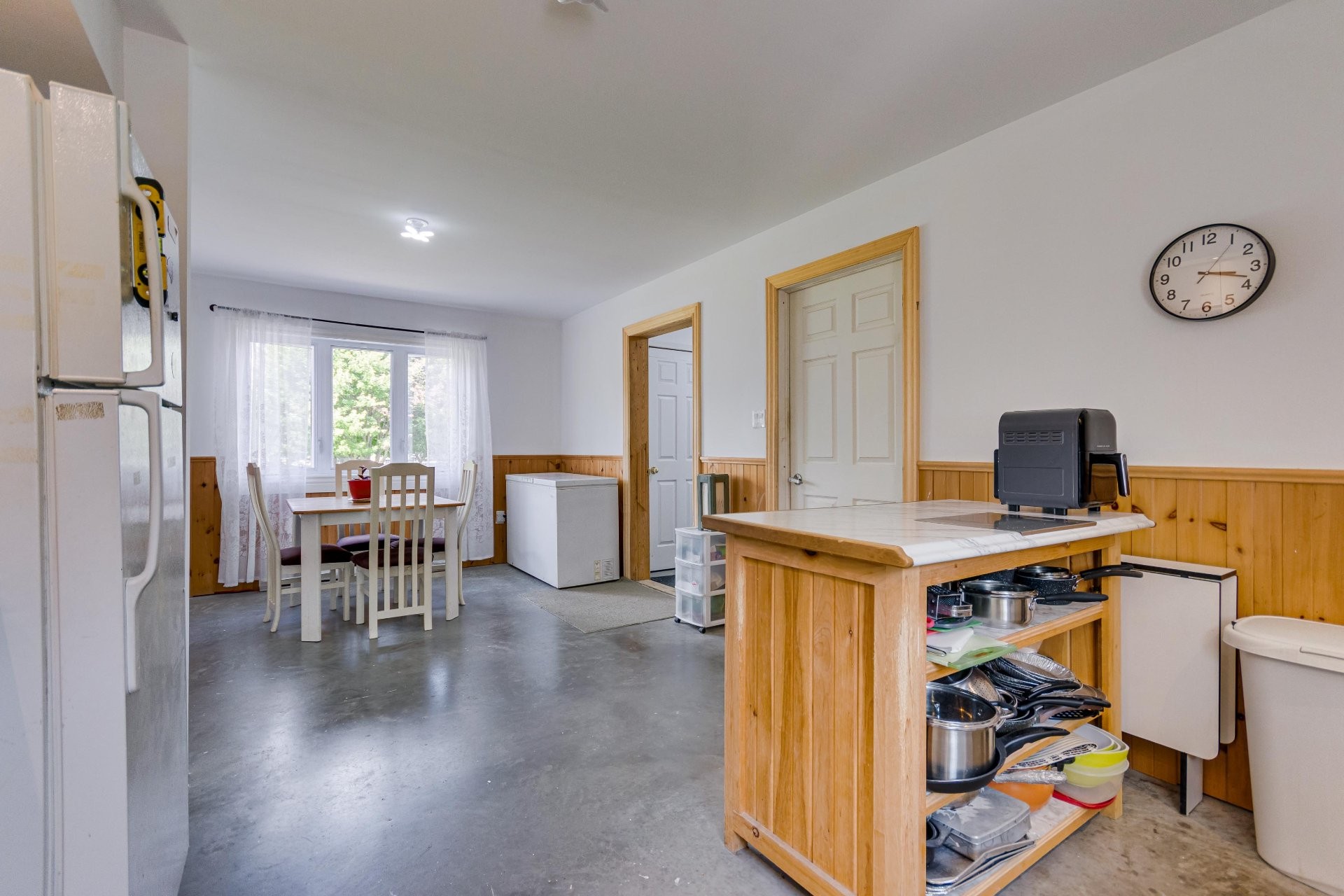 









105


Rue Principale

,
Ripon,




QC
J0V1V0

