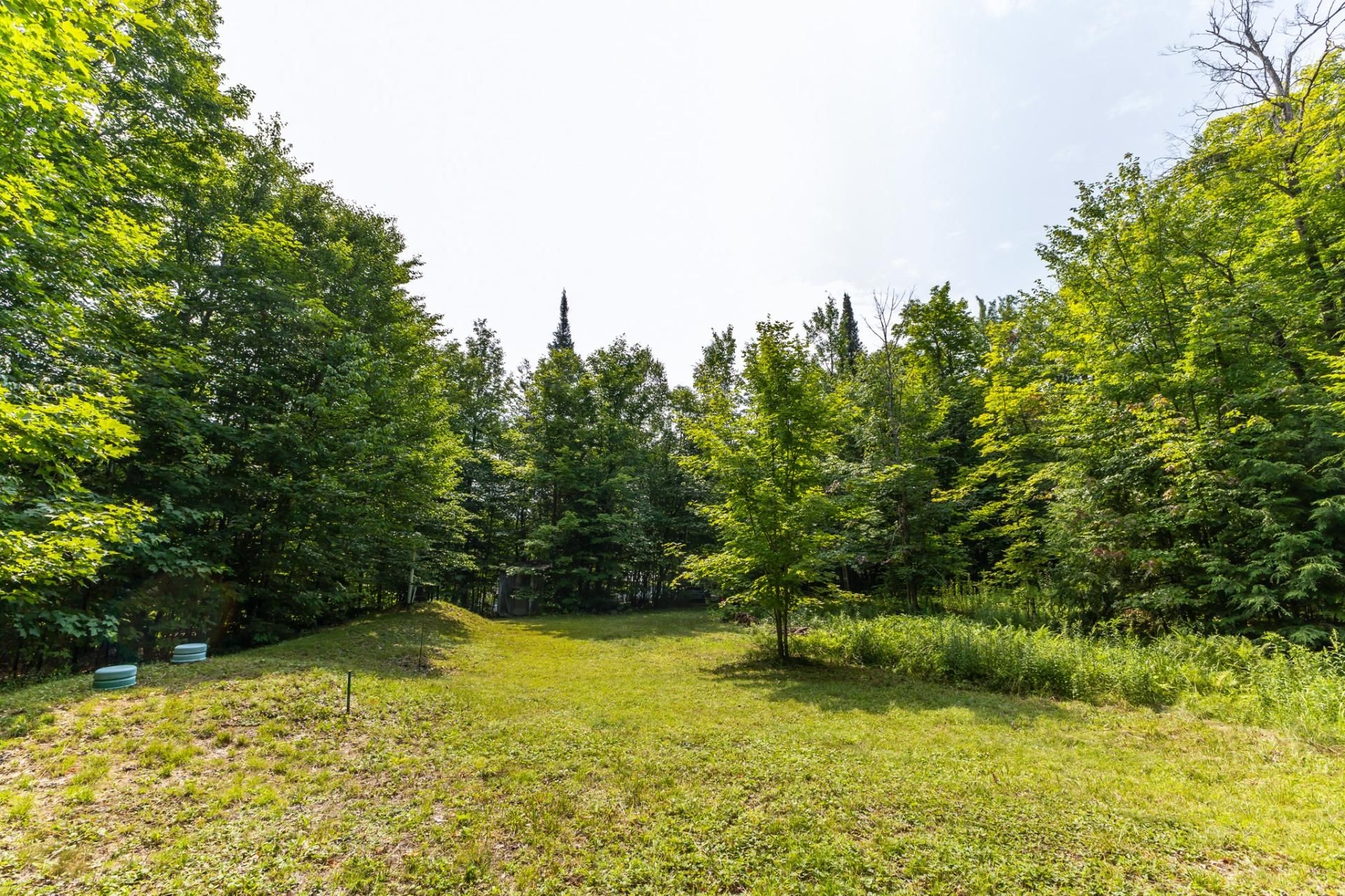 









48


Ch. du Lac-Achigan

,
Val-des-Monts,




QC
J8N1C5

