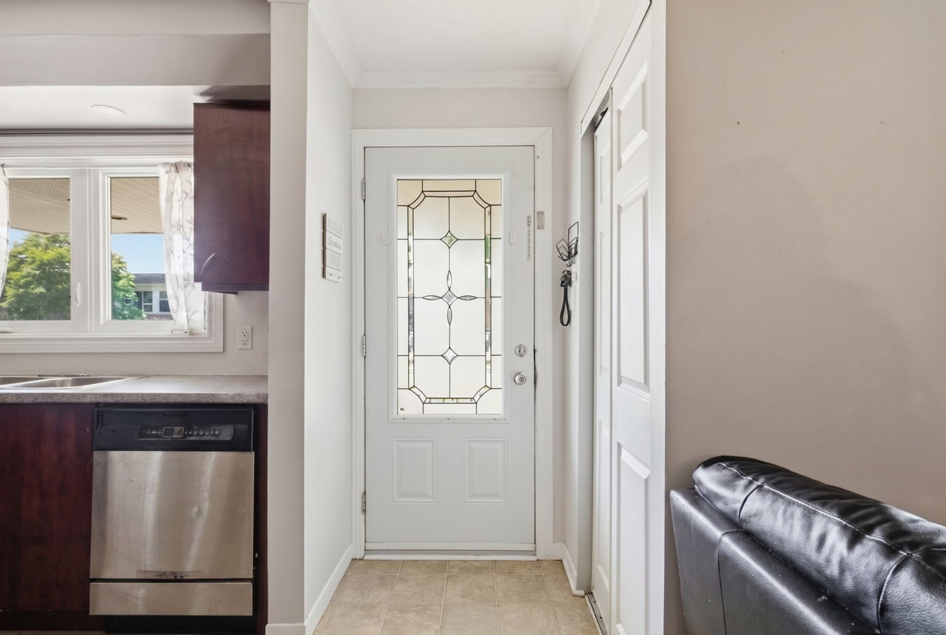 









394


Rue Brébeuf

,
Gatineau (Gatineau),




QC
J8P5W1

